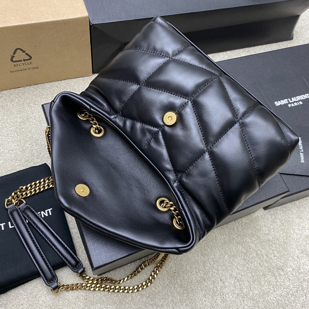 Y51 PUFFER IN LEATHER BLACK 23 X 15.5 X 5.8 CM
