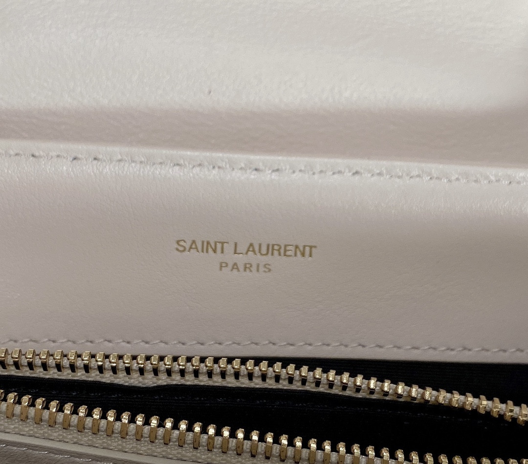 Y51 LOULOU SMALL IN QUILTED LEATHER WHITE GOLD 9 X 6.1 X 3.3 INCHES