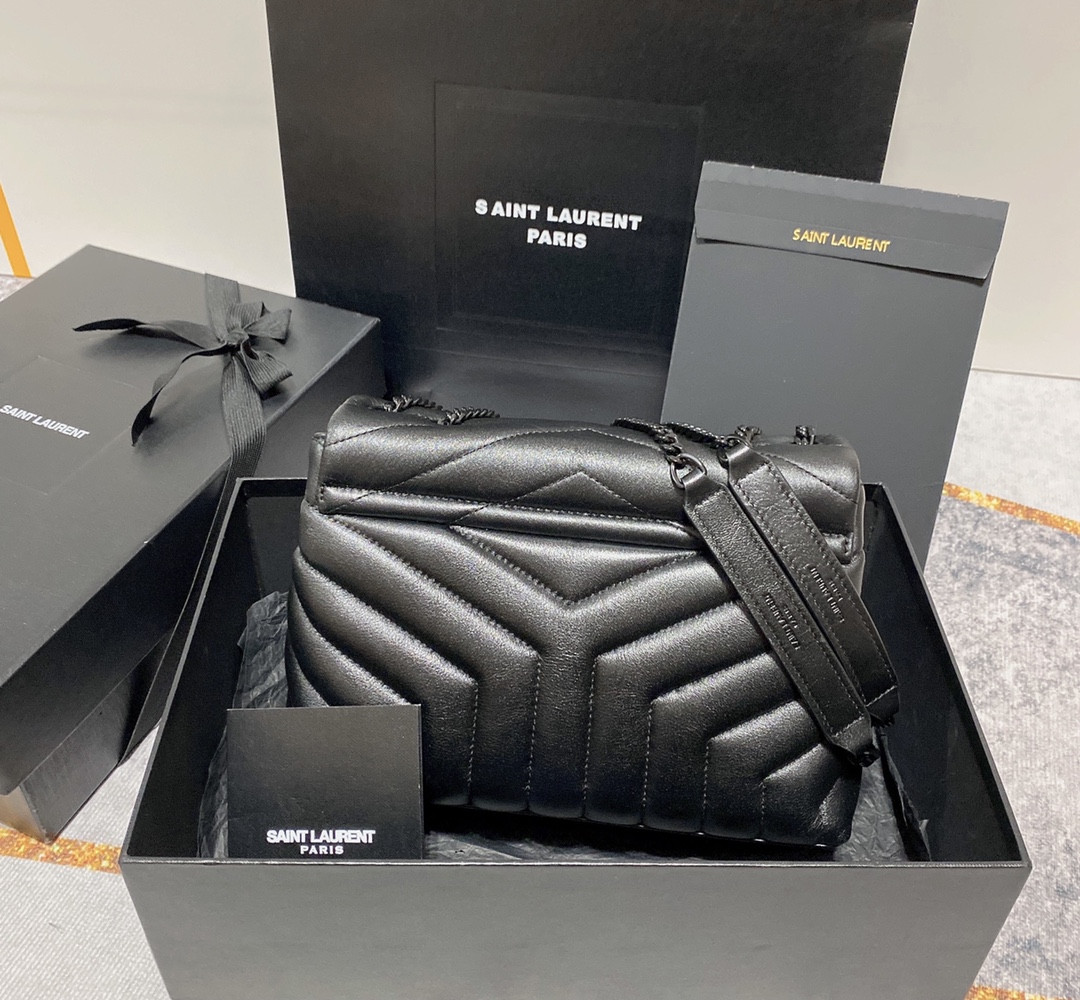 Y51 LOULOU SMALL IN QUILTED LEATHER BLACK 9 X 6.1 X 3.3 INCHES