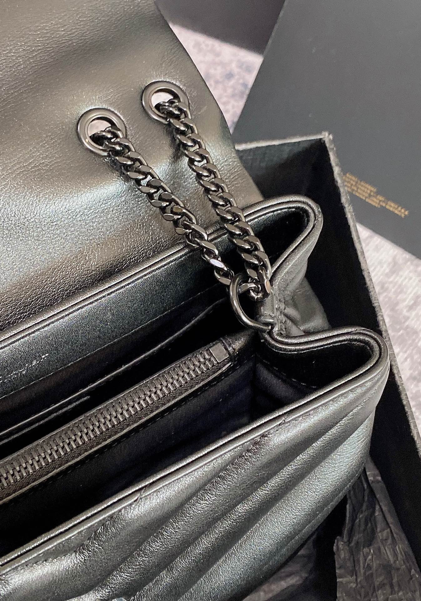 Y51 LOULOU SMALL IN QUILTED LEATHER BLACK 9 X 6.1 X 3.3 INCHES