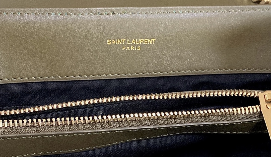 Y51 LOULOU MEDIUM IN QUILTED LEATHER 12.5 X 8.6 X 3.5 INCHES