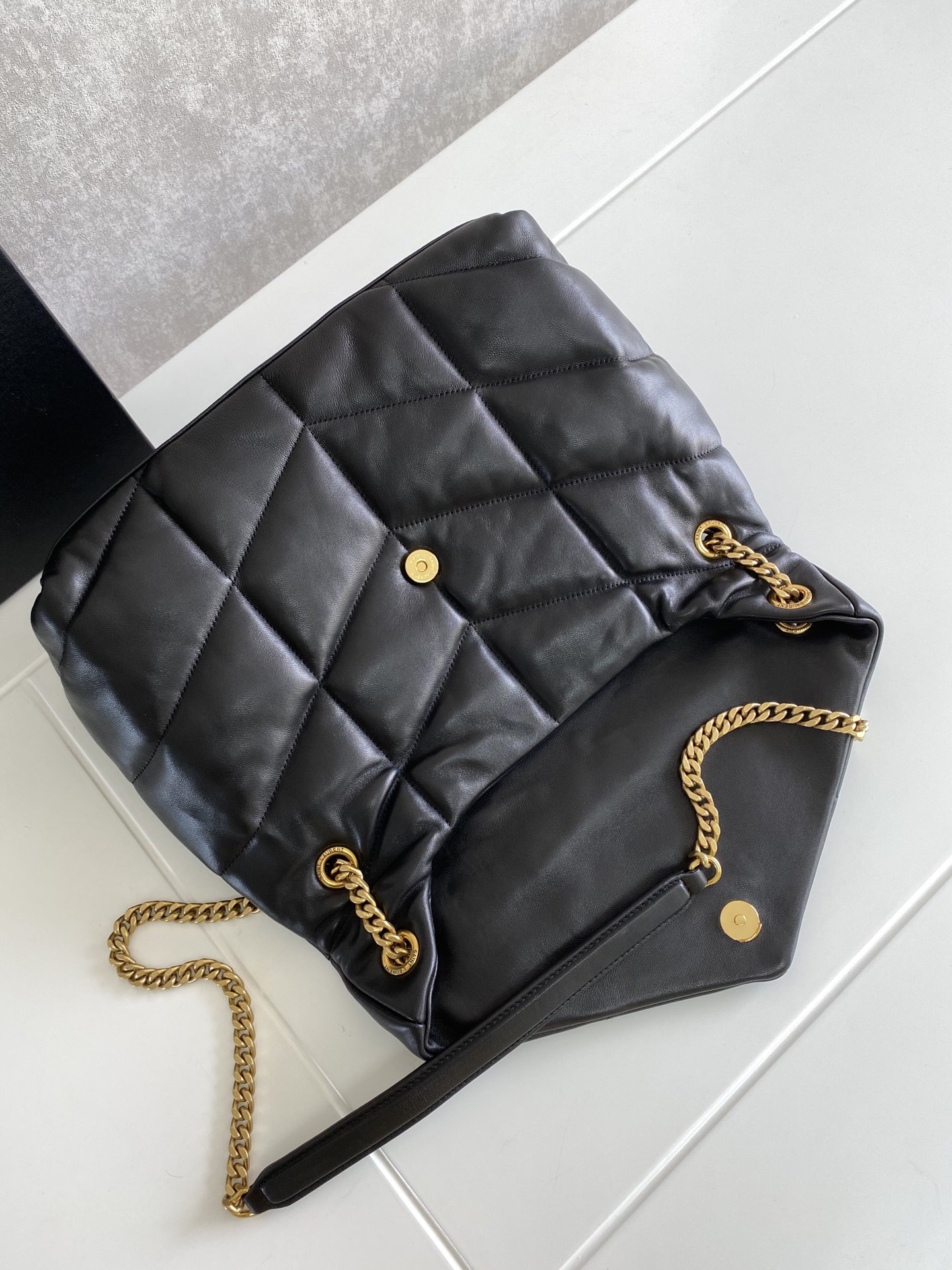 Y51 PUFFER MEDIUM IN NAPPA LEATHER BLACK 13.7 X 9 X 5.3 INCHES