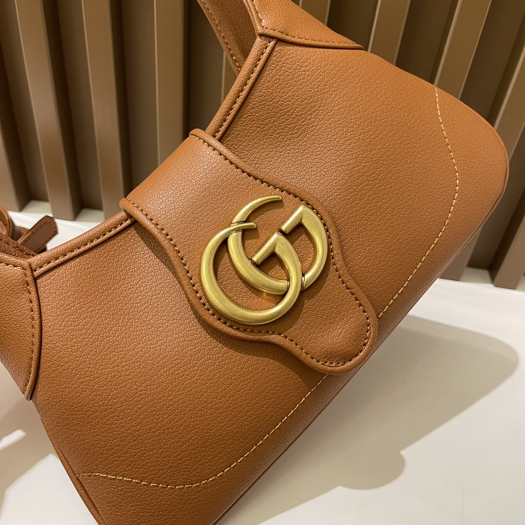 Gvc*1 APHRODITE SHOULDER BAG BROWN 27 X 13.5 X 2 cm