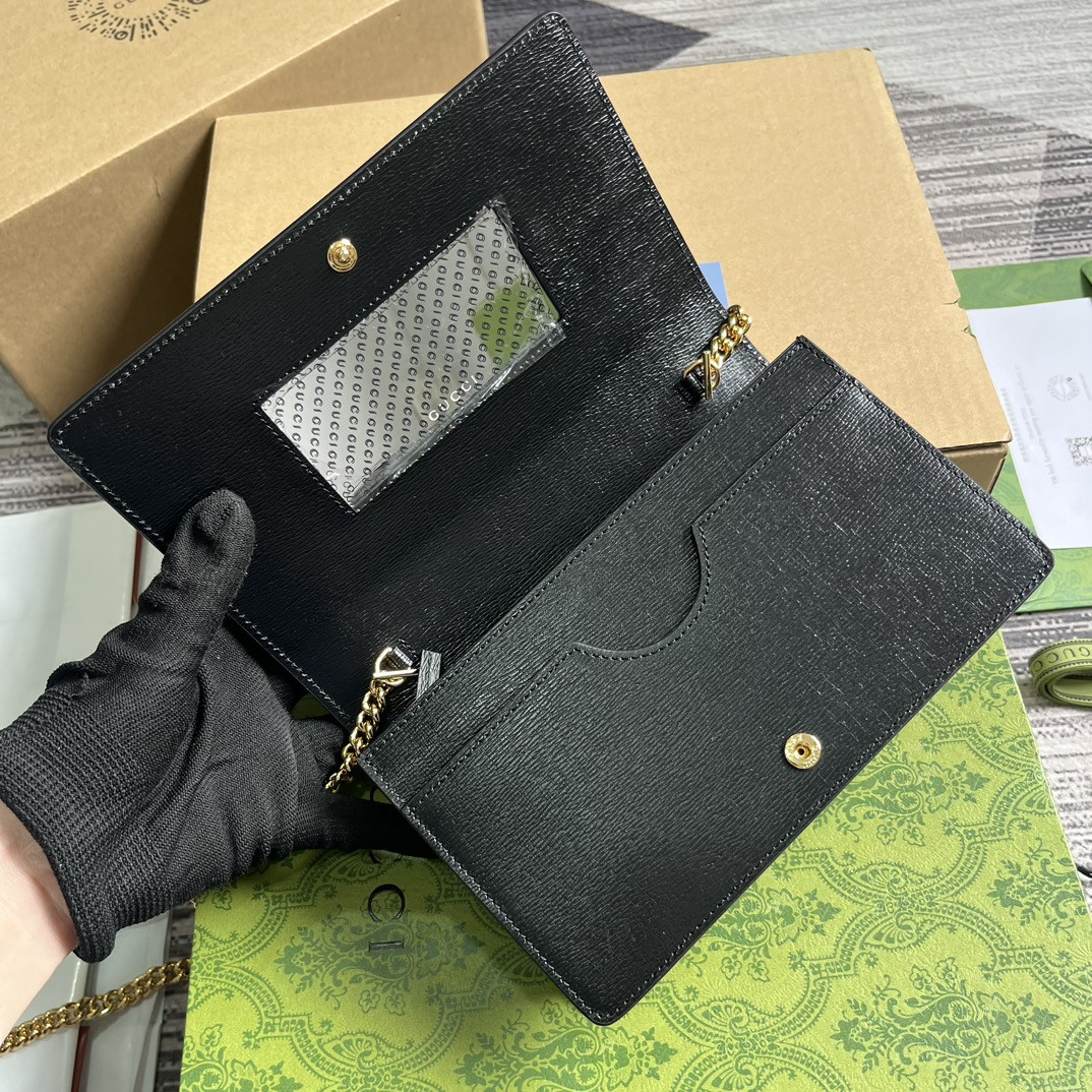 CHAIN WALLET WITH Gvc*1 SCRIPT BLACK 7.8"W x 5"H x 1.6"D