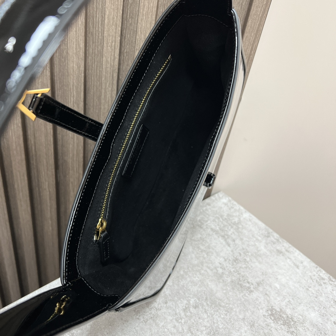 Y51 LE 5 À 7 IN SHINY LEATHER BLACK 9 X 6.3 X 2.5 INCHES