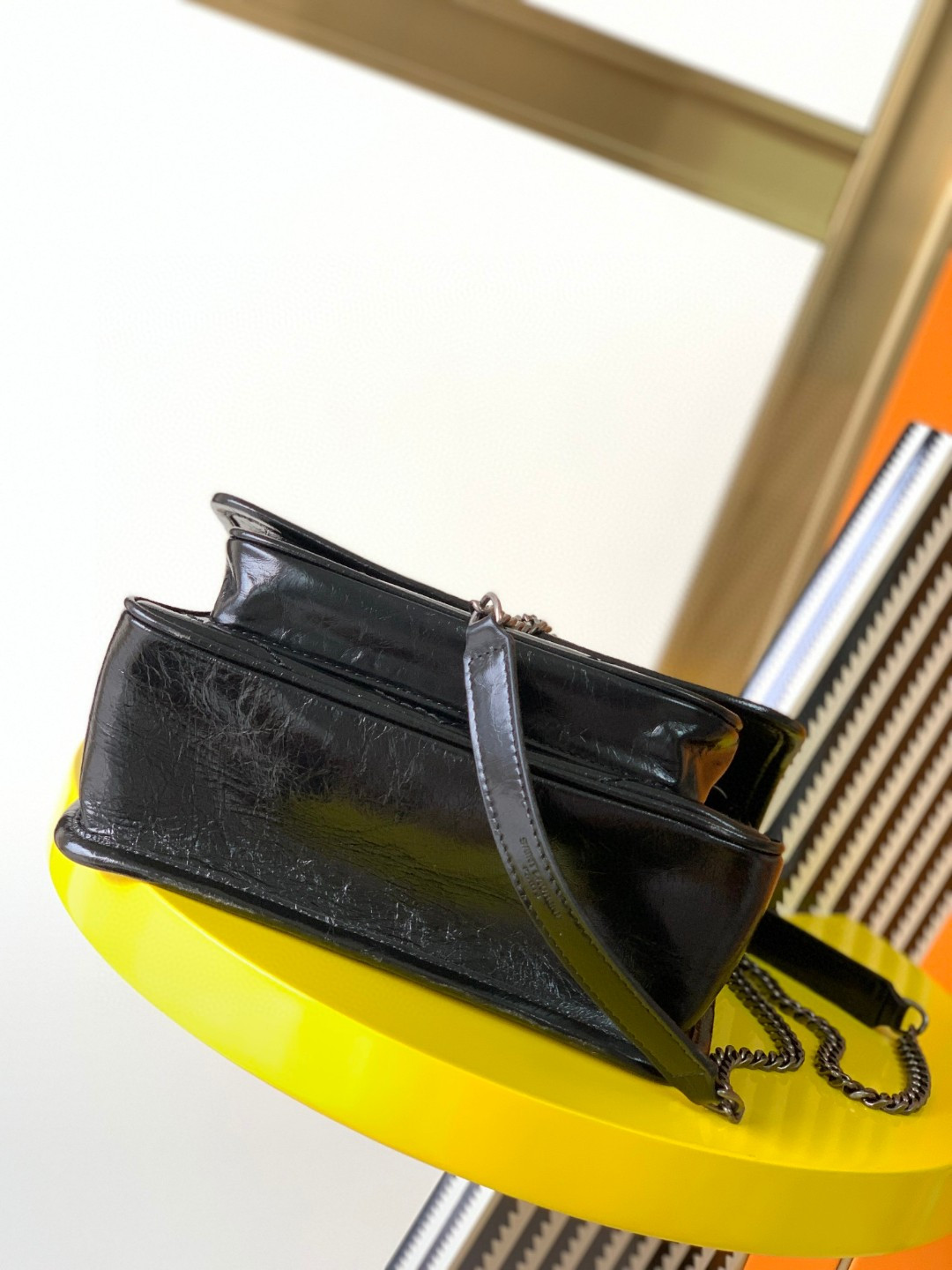 Y51 NIKI BABY IN VINTAGE LEATHER BLACK 21x16x7.5cm