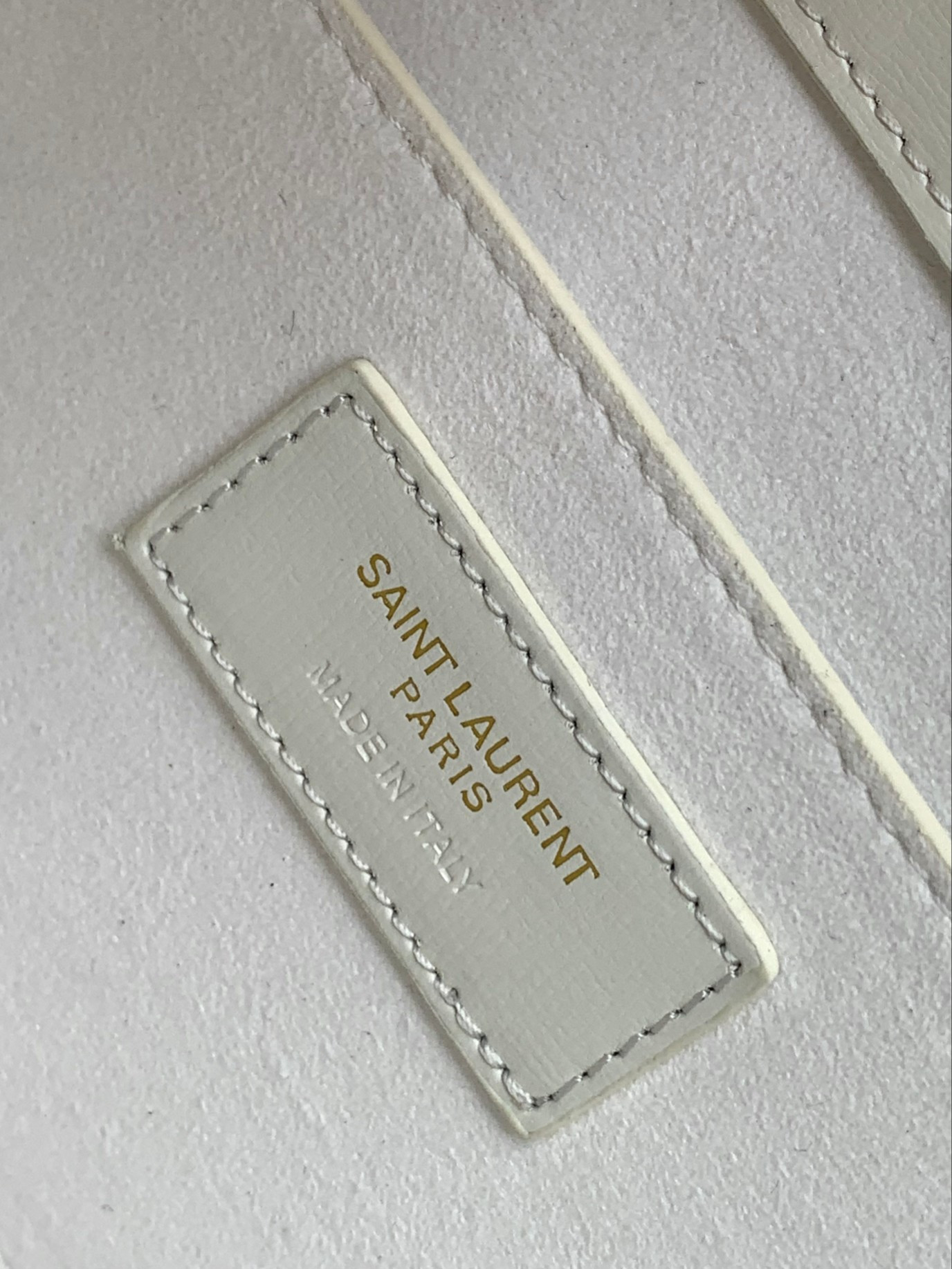 Y51 SUNSET LARGE IN SMOOTH LEATHER WHITE 10.6 X 7 X 3.1 INCHES