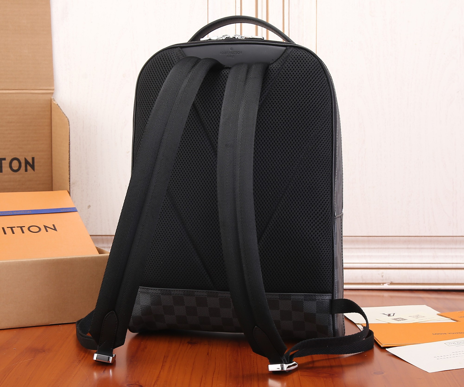 L0vis Vvtt0n N40499 Avenue Backpack 40 x 31 x 15 cm