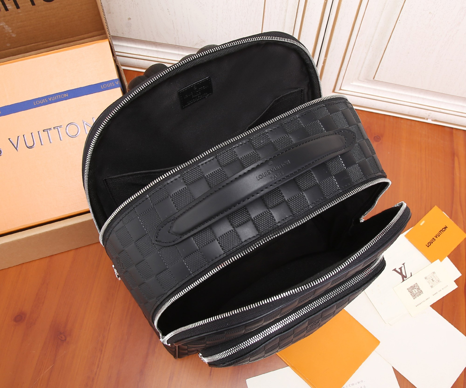 L0vis Vvtt0n N40501 Avenue Backpack 40 x 31 x 15 cm