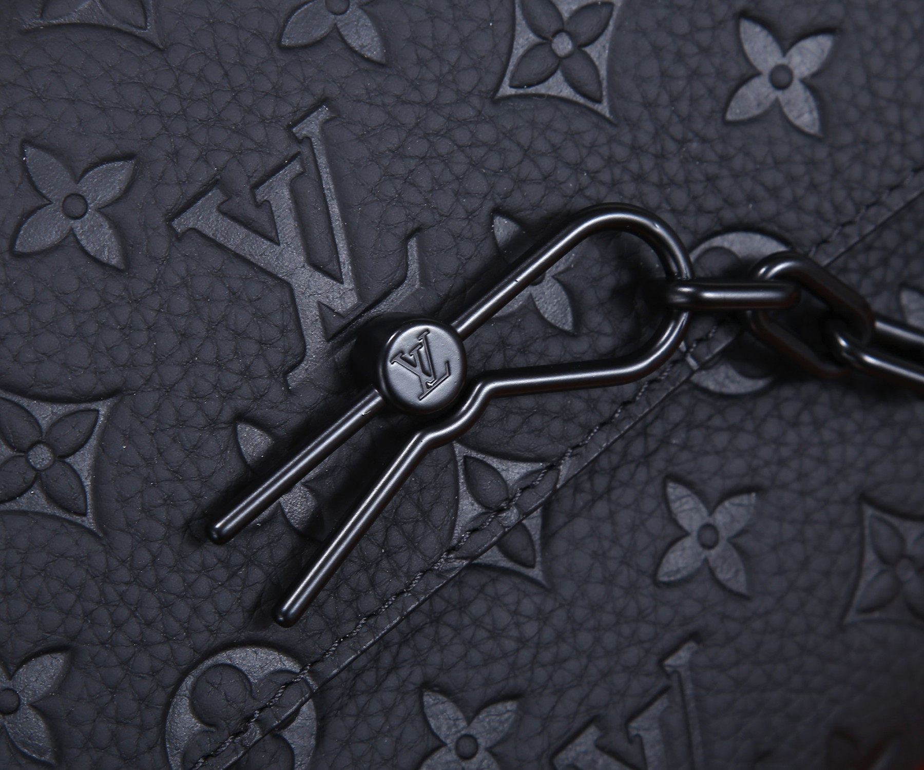 LV M23742 Steamer Messenger 24 x 17 x 5 CM