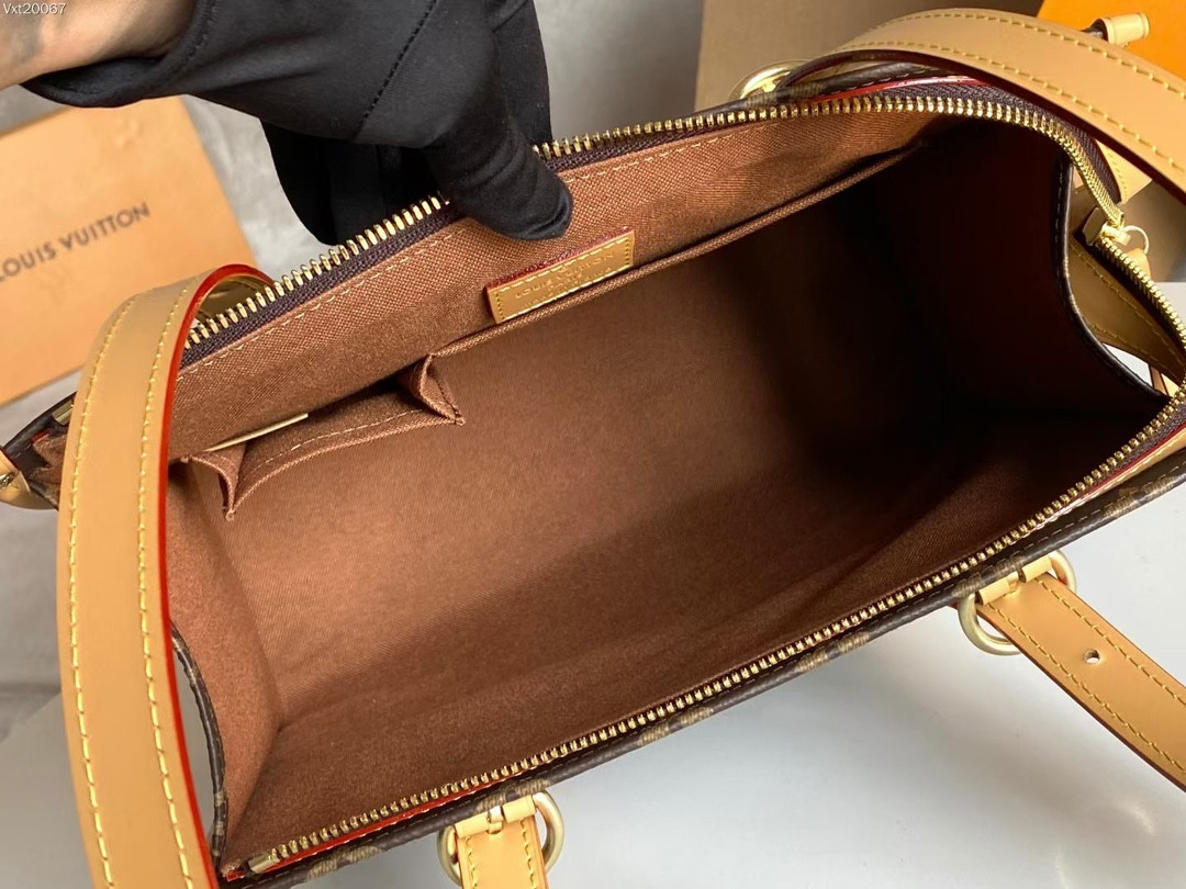 LV M41023 27.5 x 13 x 23.5 CM