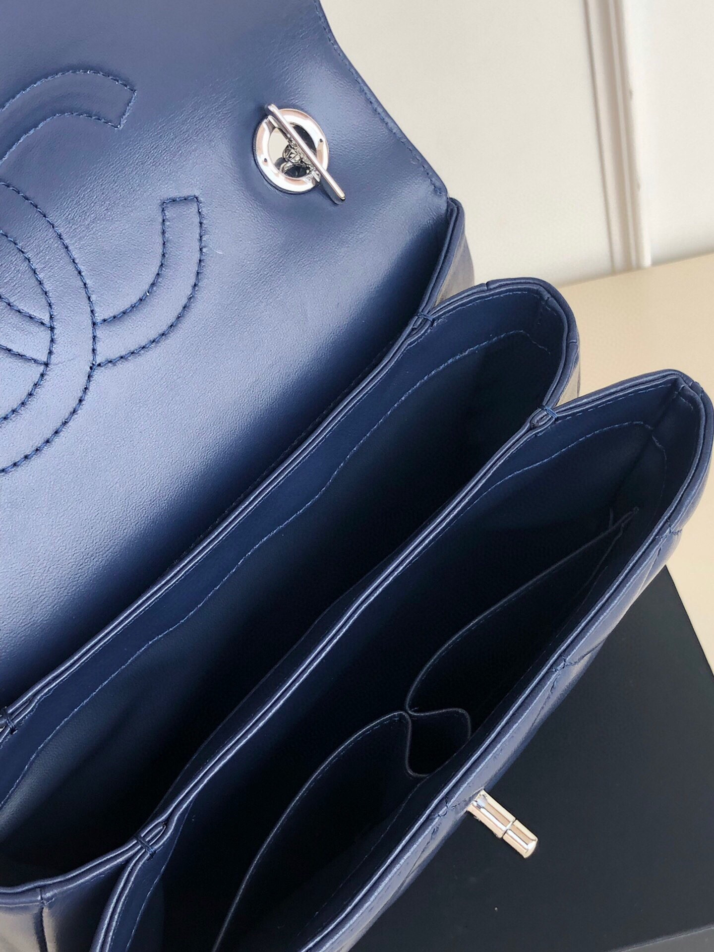 Ch**el FLAP BAG WITH TOP HANDLE 6.6 × 9.8 × 4.7 in