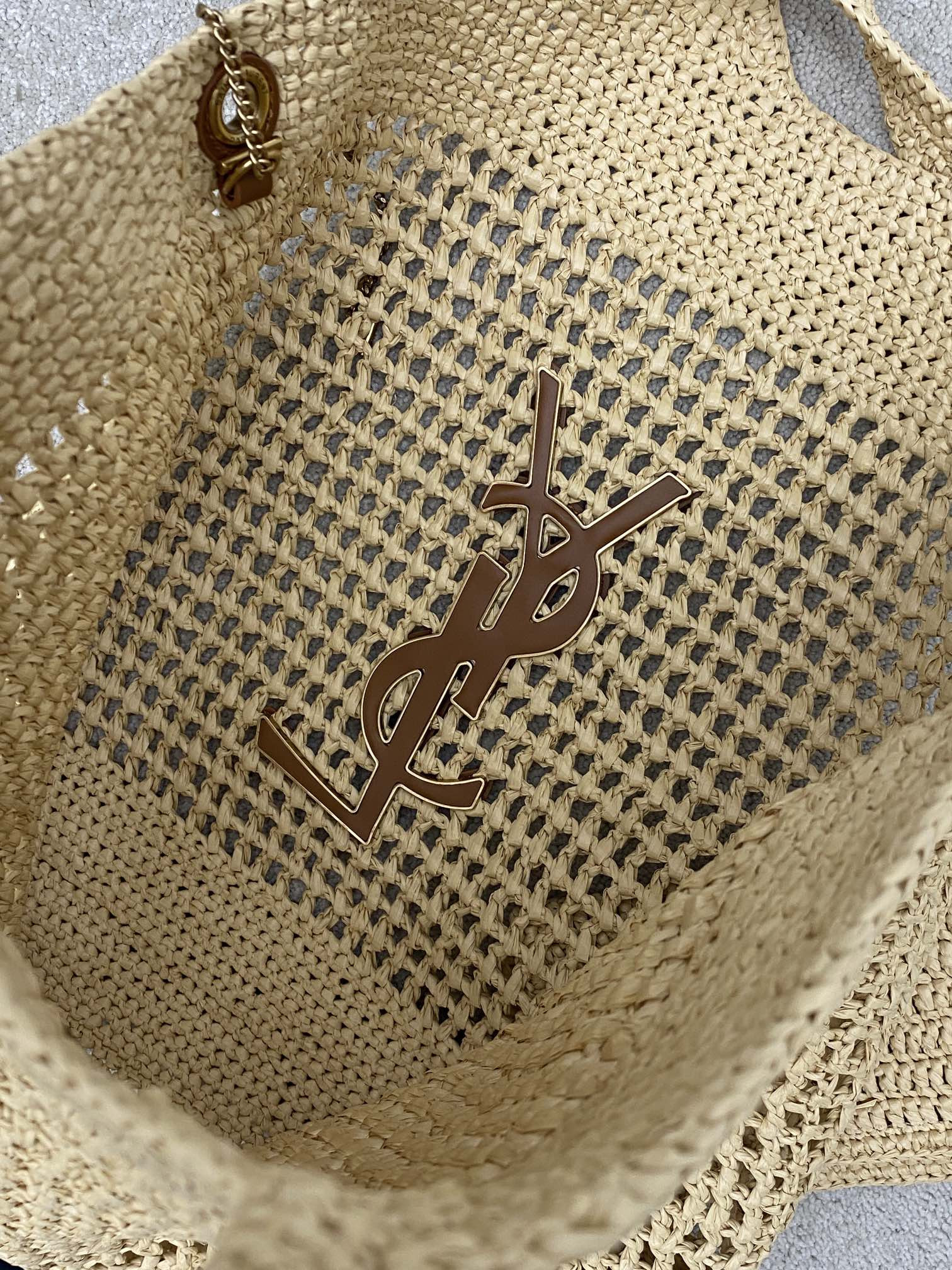 Y51 ICARE IN RAFFIA Color Natural 14.6"-21.7"X16.9"X2"