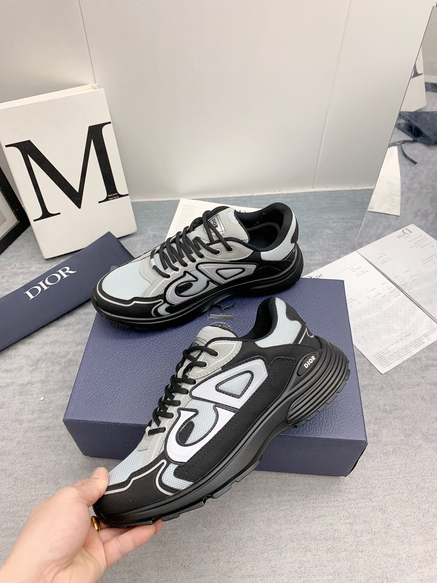UA D10r B30 Sneaker