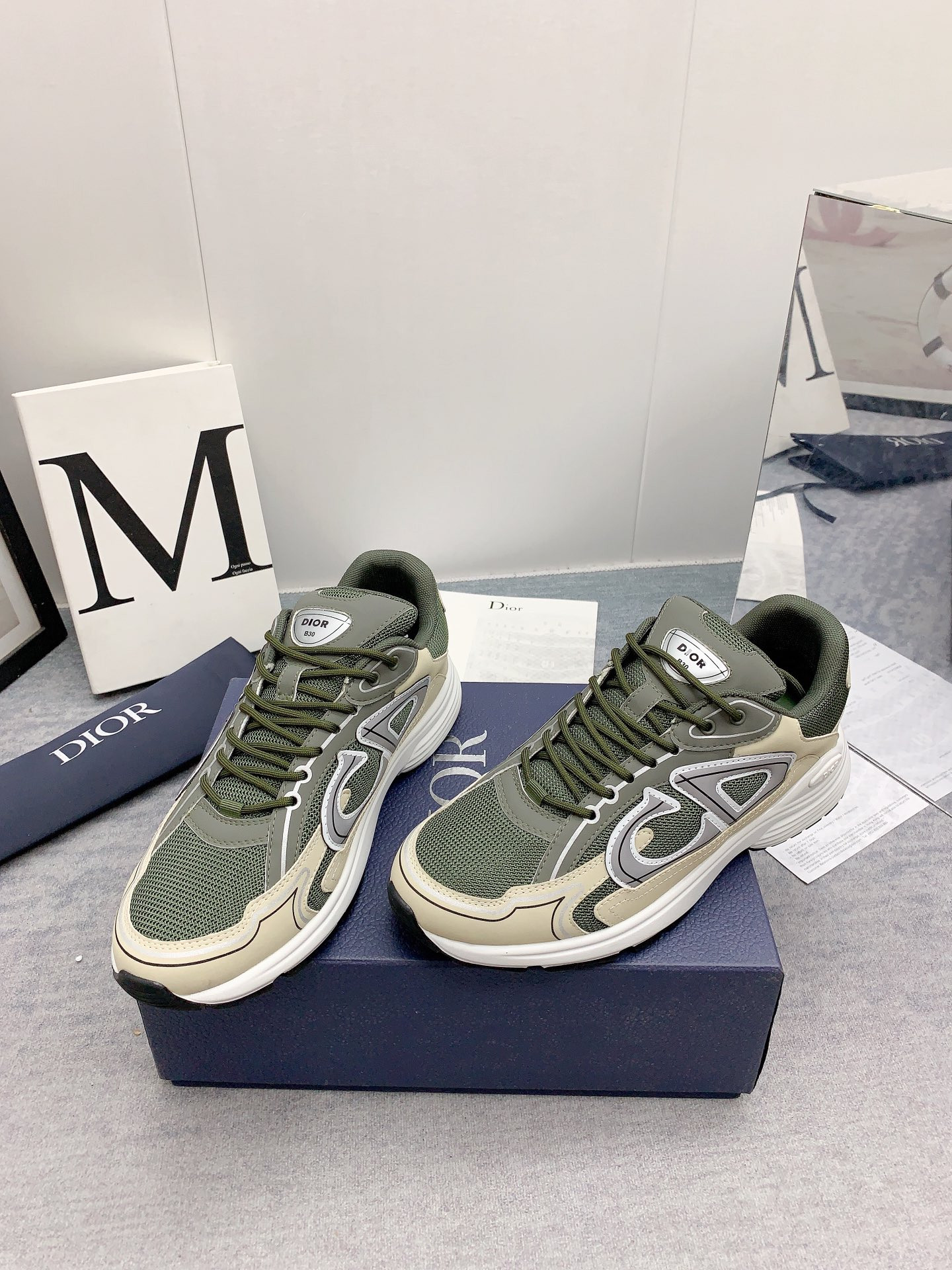 UA D10r B30 Olive