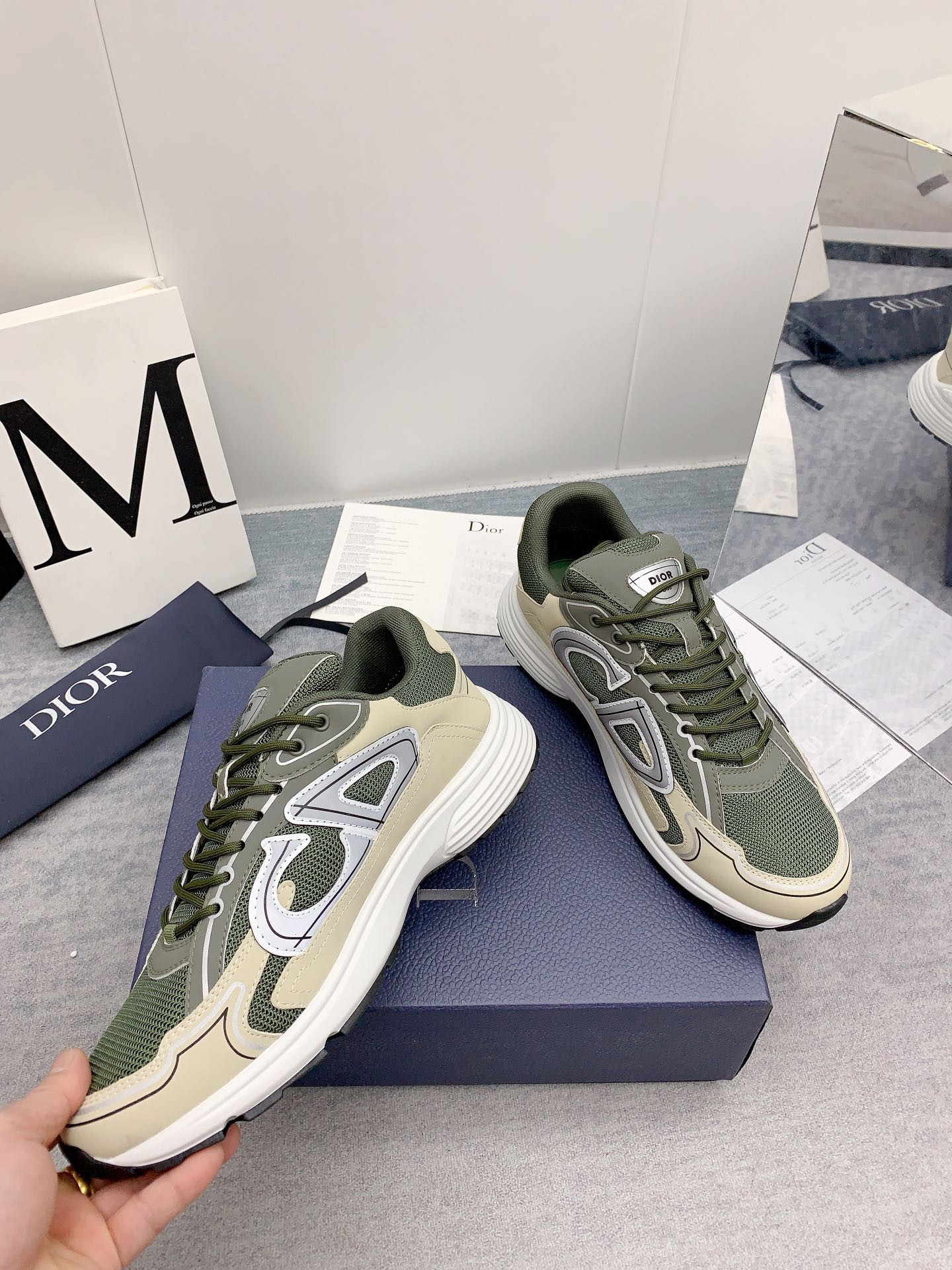 UA D10r B30 Olive