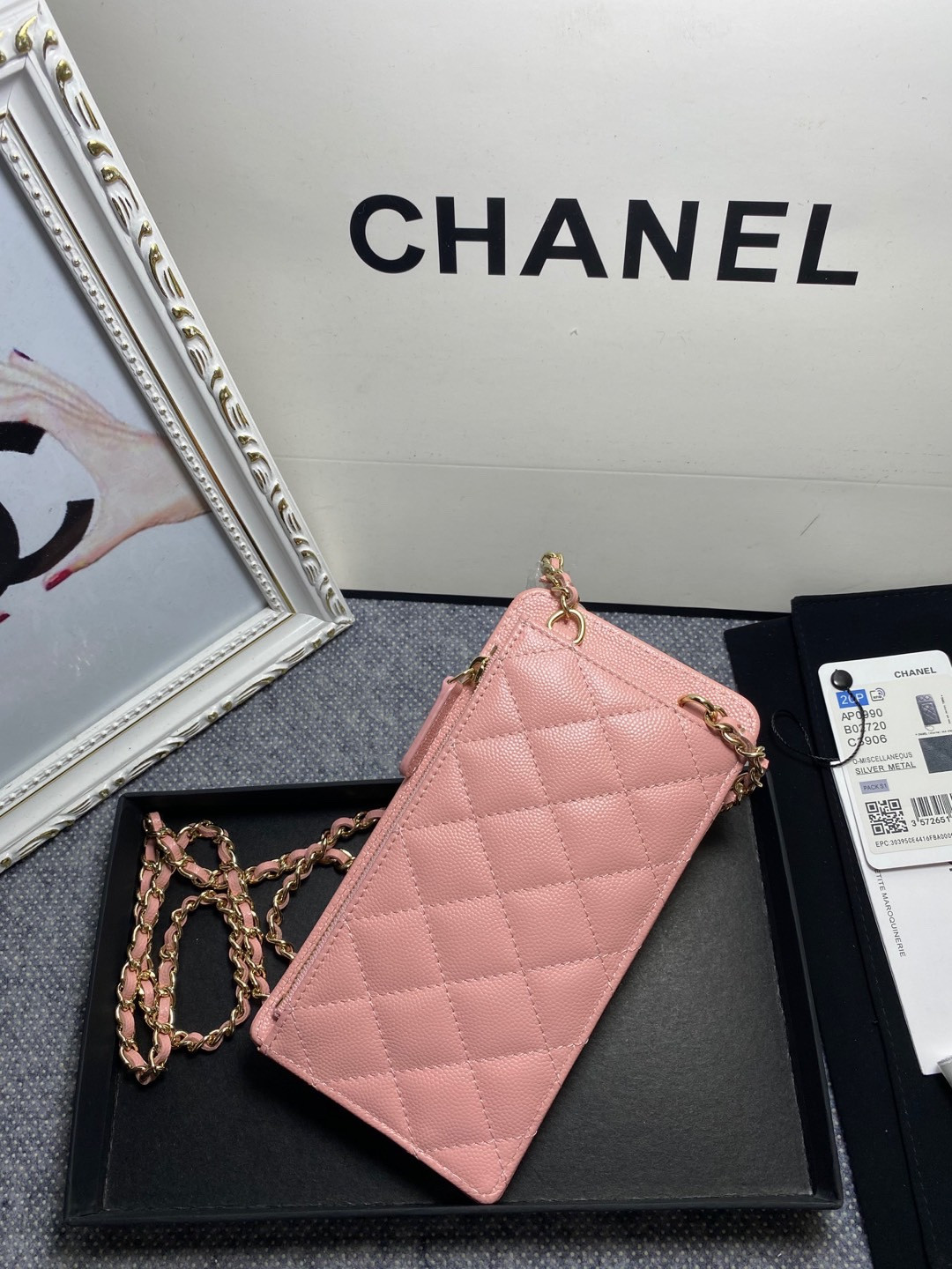 Ch**el LONG ZIPPED WALLET 19-11cm