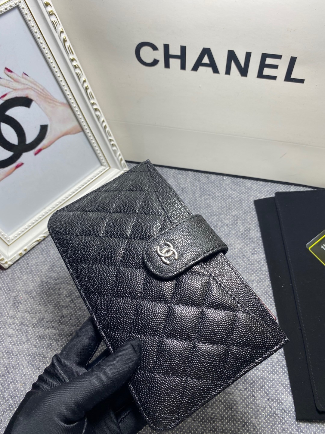 Ch**el CARD HOLDER 15-10cm