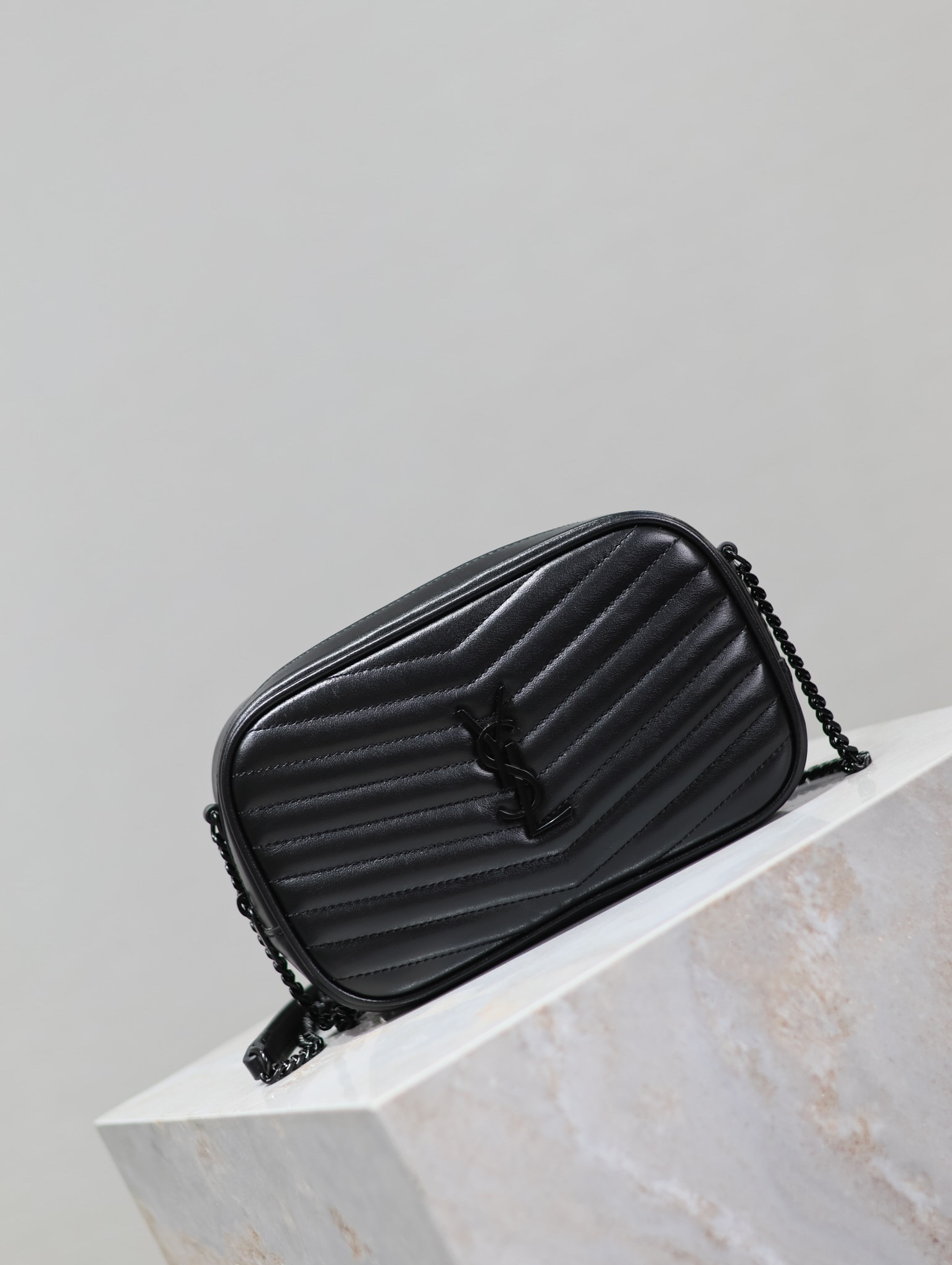 Y51 MINI LOU IN QUILTED LEATHER 7.5 X 4.1 X 2 INCHES