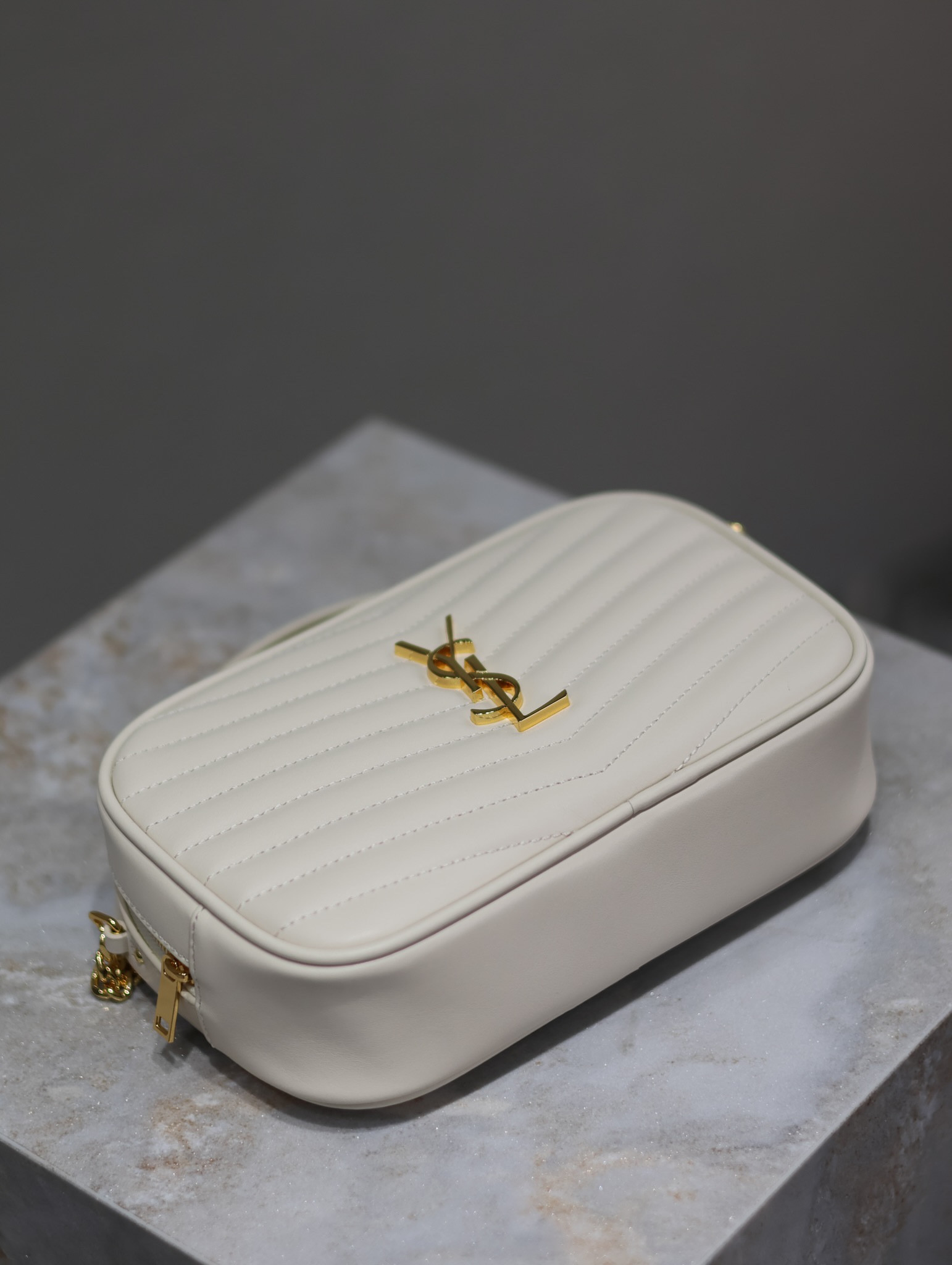 Y51 MINI LOU IN QUILTED LEATHER 7.5 X 4.1 X 2 INCHES