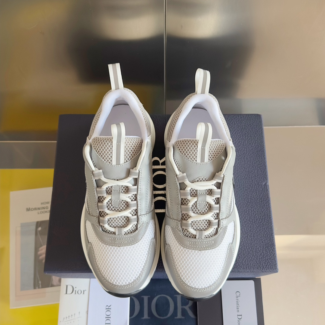 UA D10r B22 white Sneaker