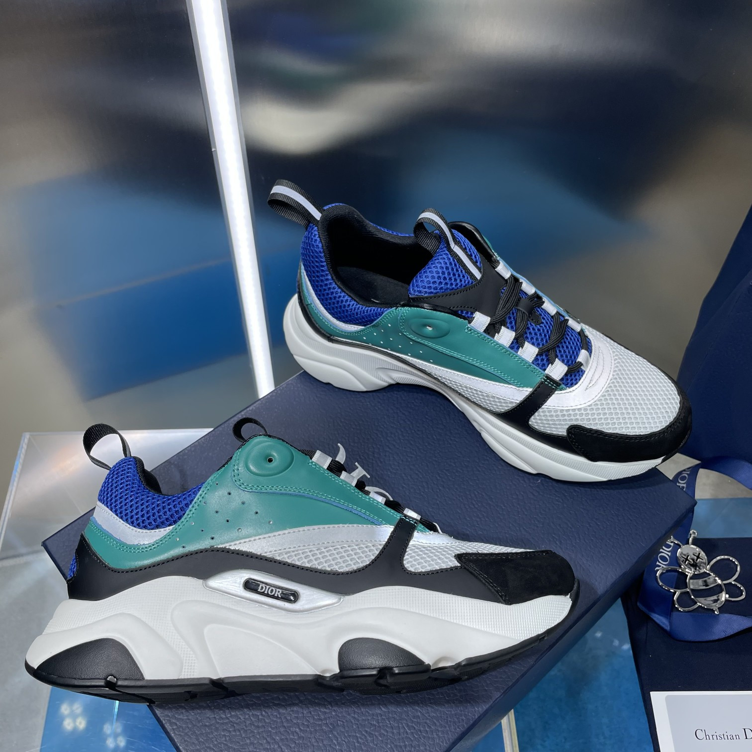 UA D10r B22 Sneaker
