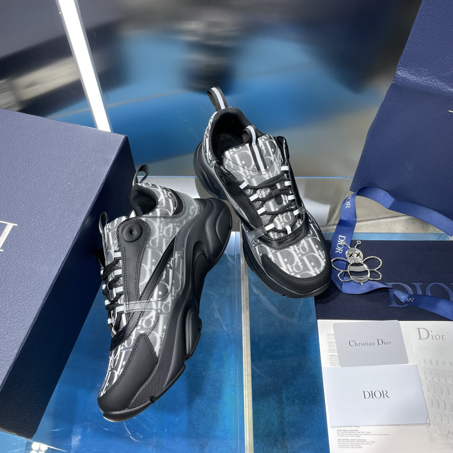 UA D10r B22 Sneaker