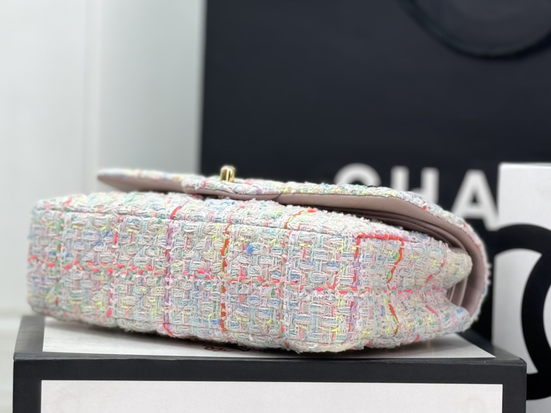 Ch**el CLASSIC 11.12 HANDBAG  4.7 × 7.8 × 2.3 in