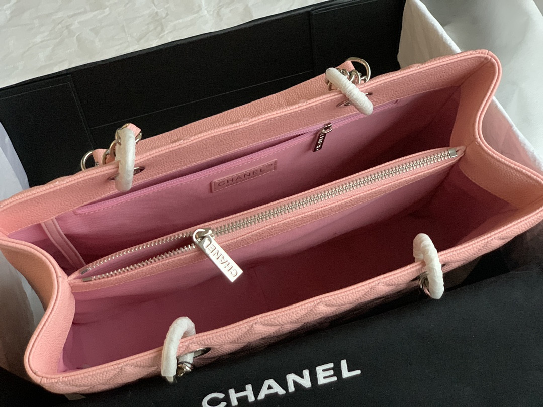 Ch**el GST CAVIAR LEATHER HARDWARE 24X33X13CM