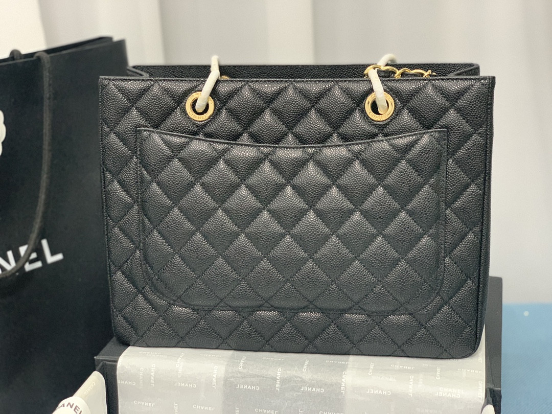 Ch**el GST CAVIAR LEATHER HARDWARE 24X33X13CM