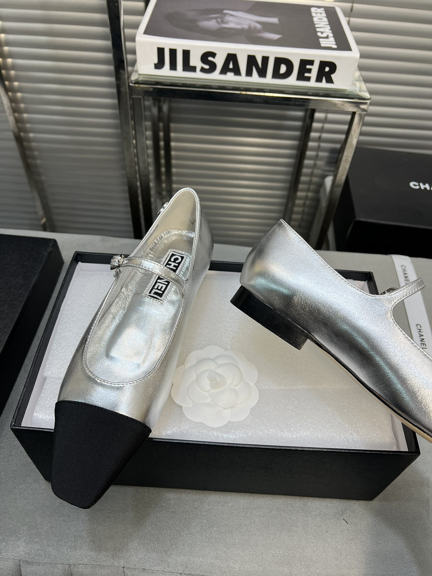 UA Ch**el MARY JANES  Lambskin