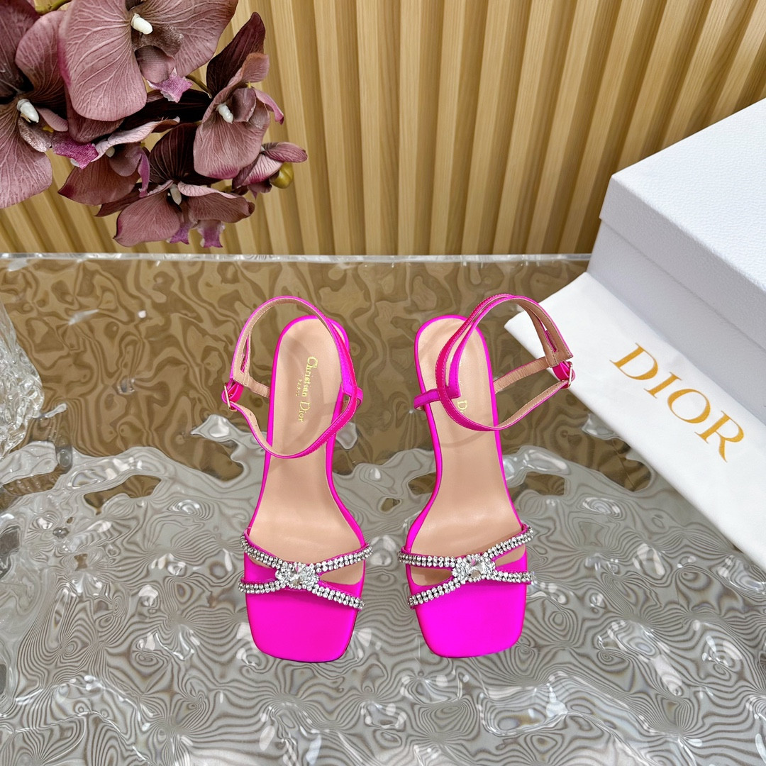 UA D10r Slingback Pump