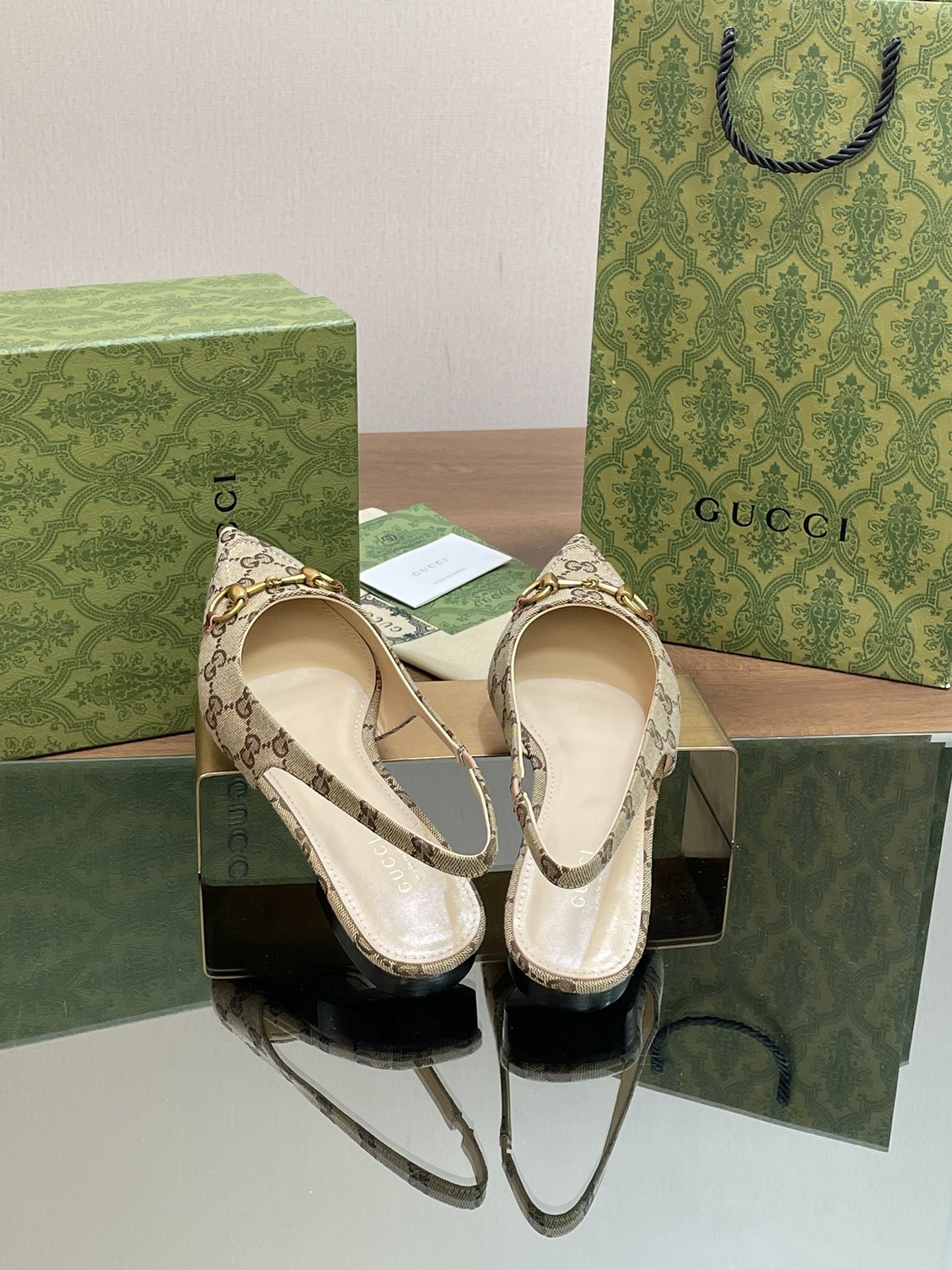 UA Gvc*1 WOMEN