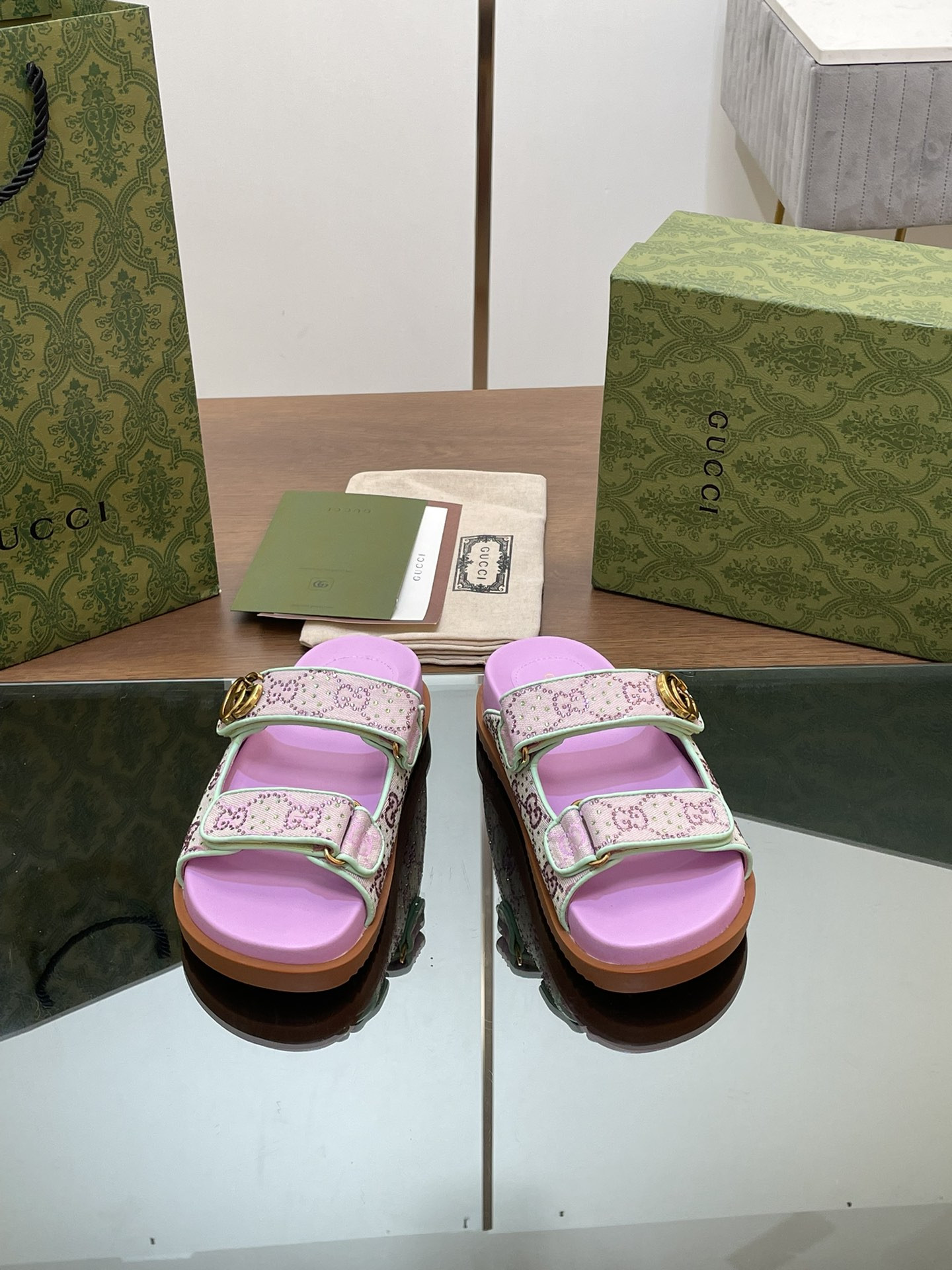 UA Gvc*1 WOMEN'S SANDAL WITH DOUBLE G