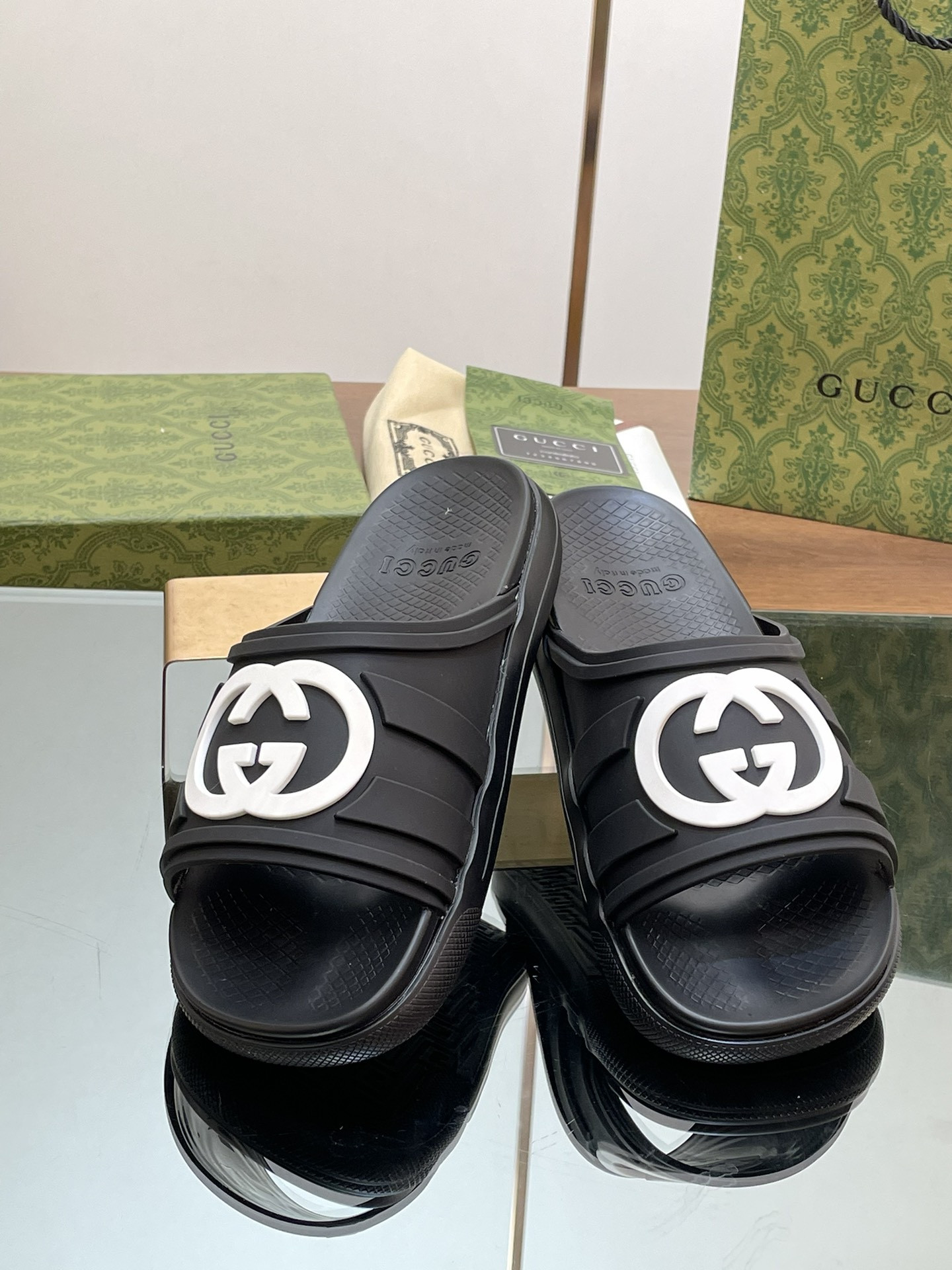 UA Gvc*1 INTERLOCKING G SLIDE SANDAL