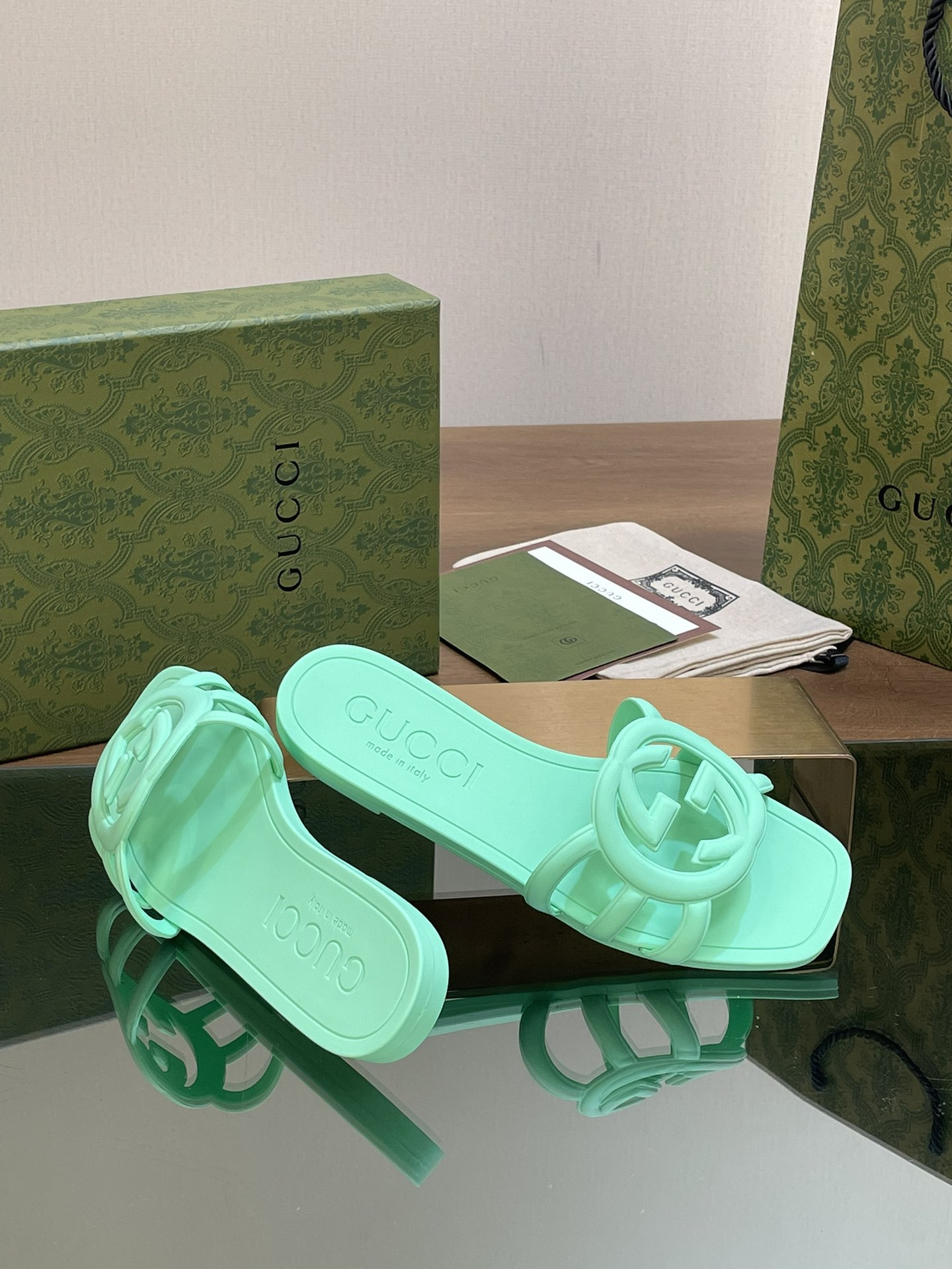 UA Gvc*1 INTERLOCKING G SLIDE SANDAL Pale Green