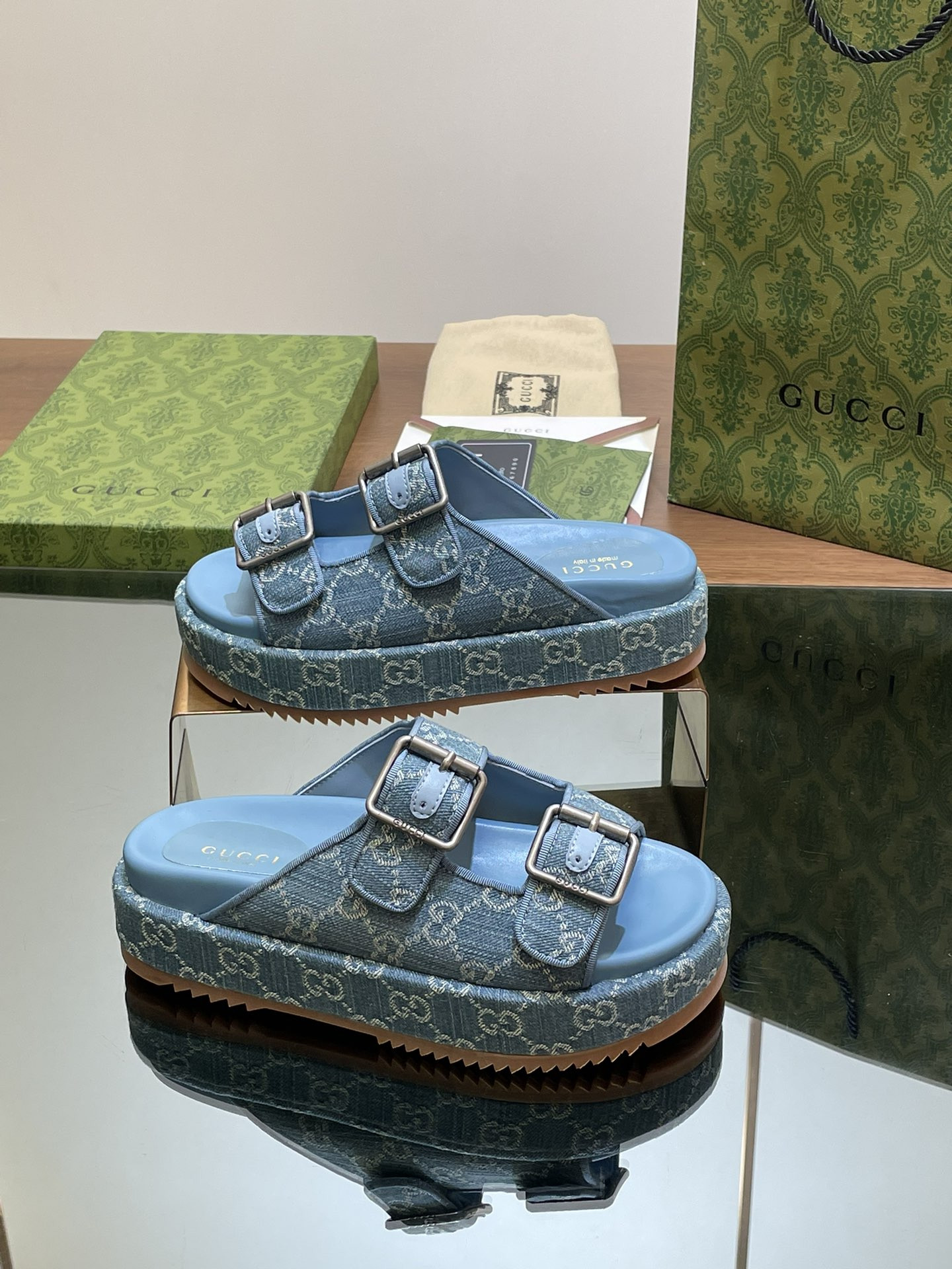 UA Gvc*1 SANDAL WITH DOUBLE G