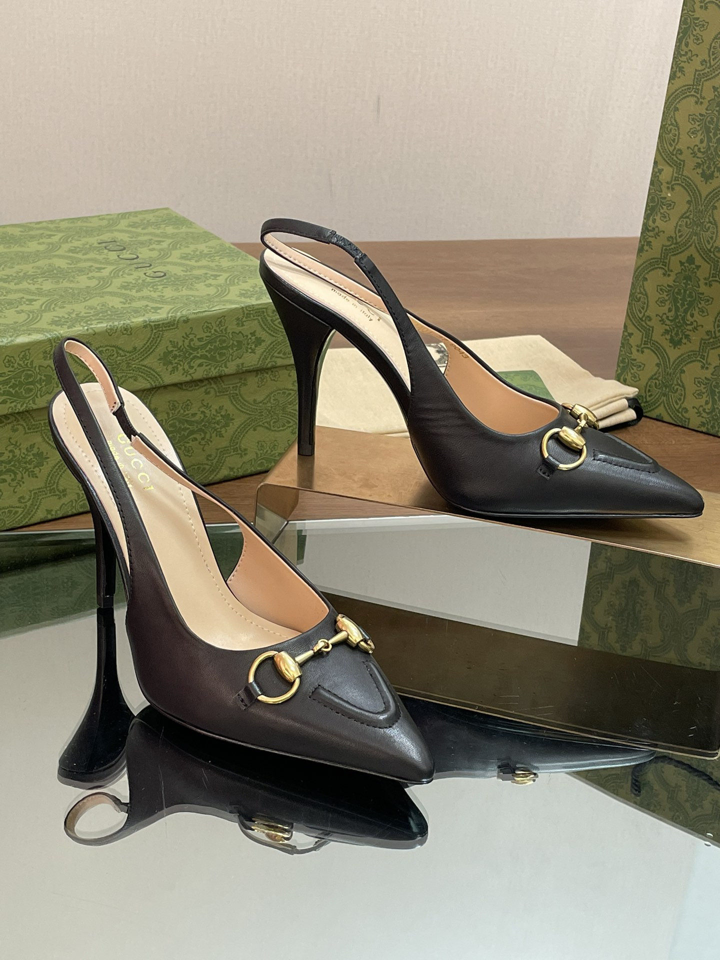 UA Gvc*1 WOMEN