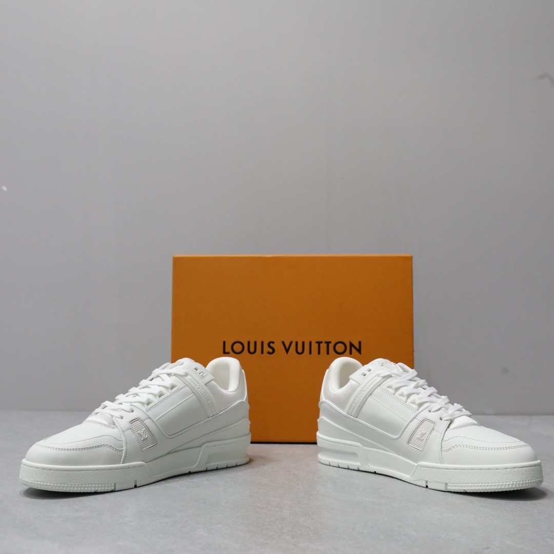 UA LV Trainer Sneaker