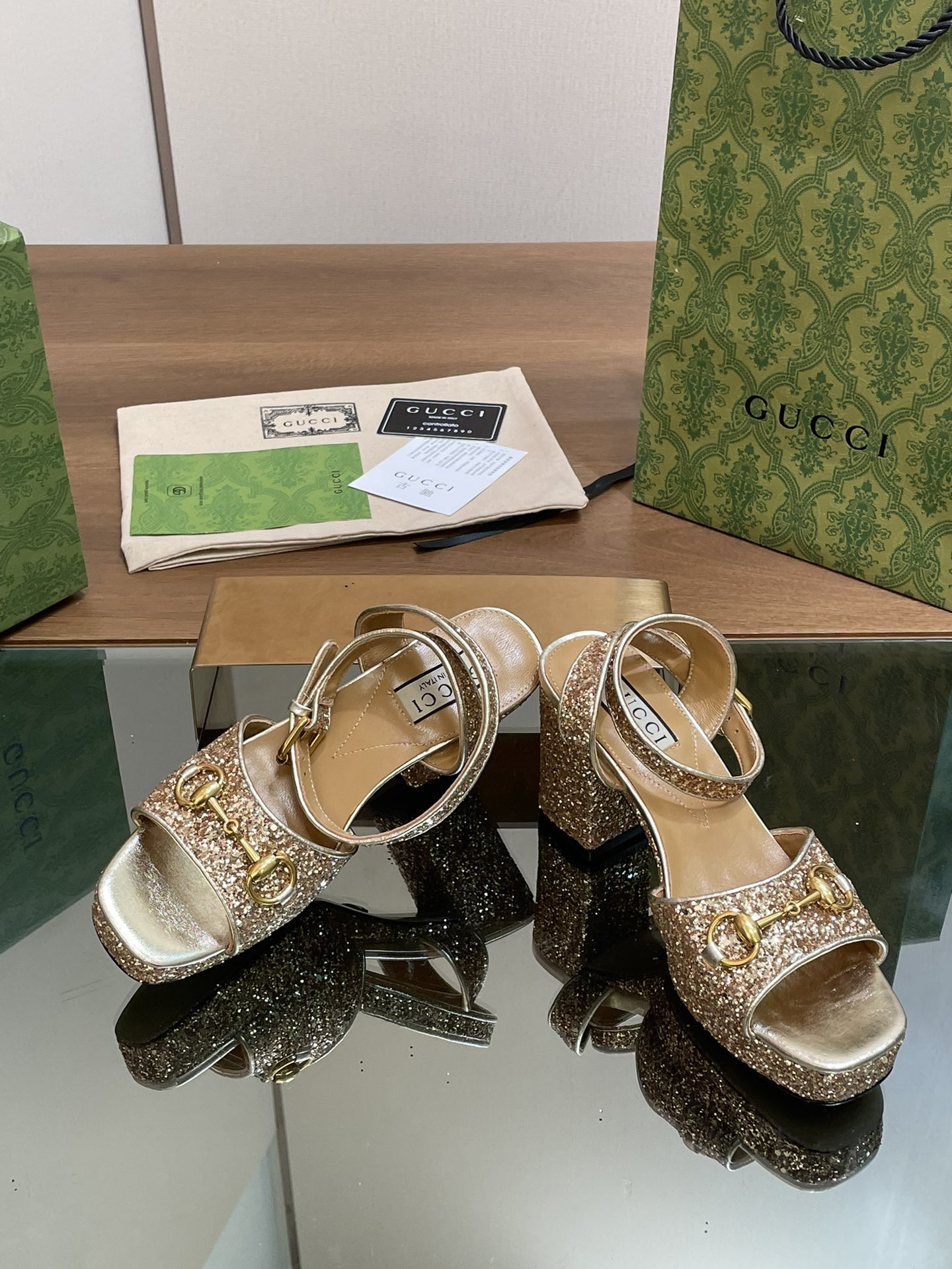 UA Gvc*1 HORSEBIT PLATFORM SANDAL