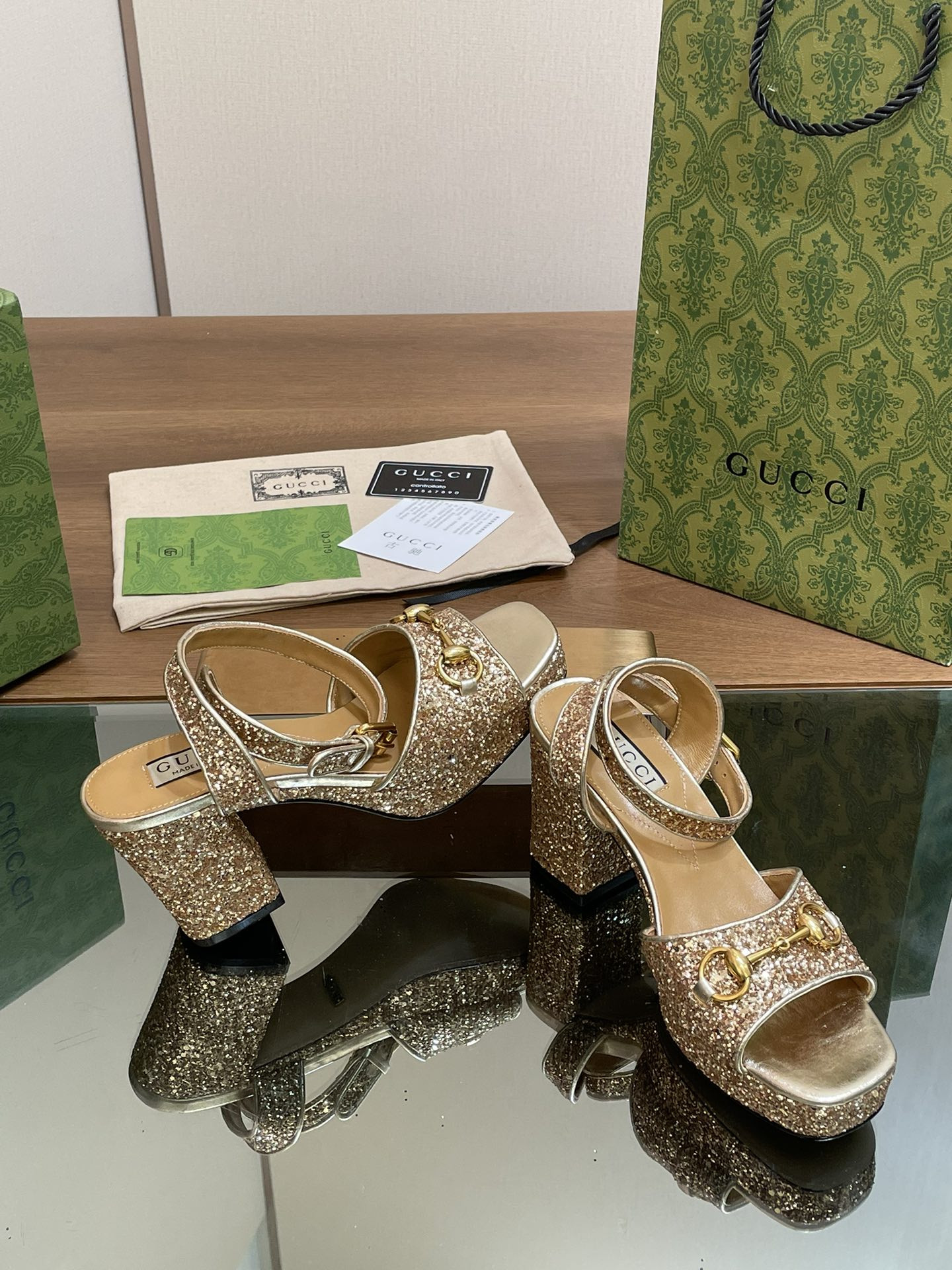 UA Gvc*1 HORSEBIT PLATFORM SANDAL