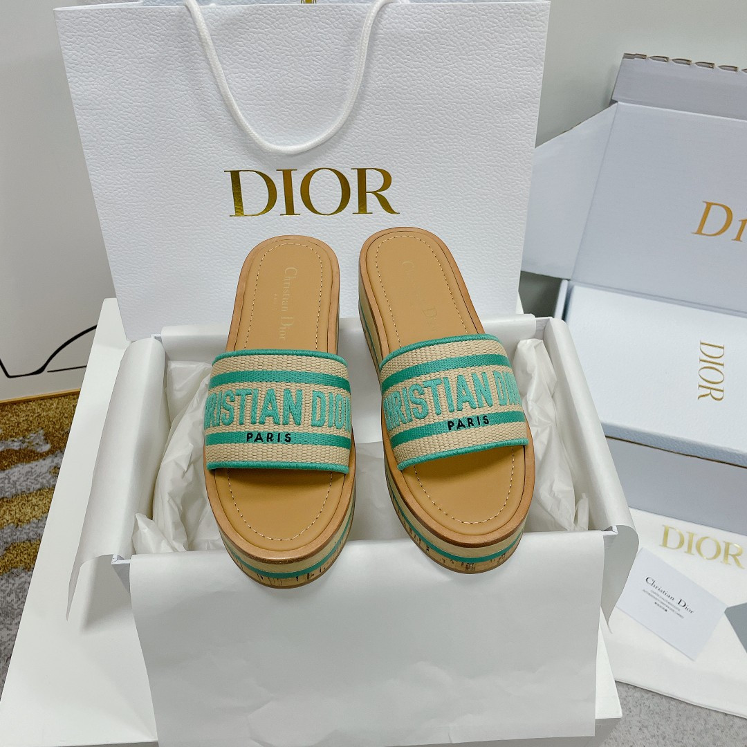 UA D10riviera Dway Platform Slide