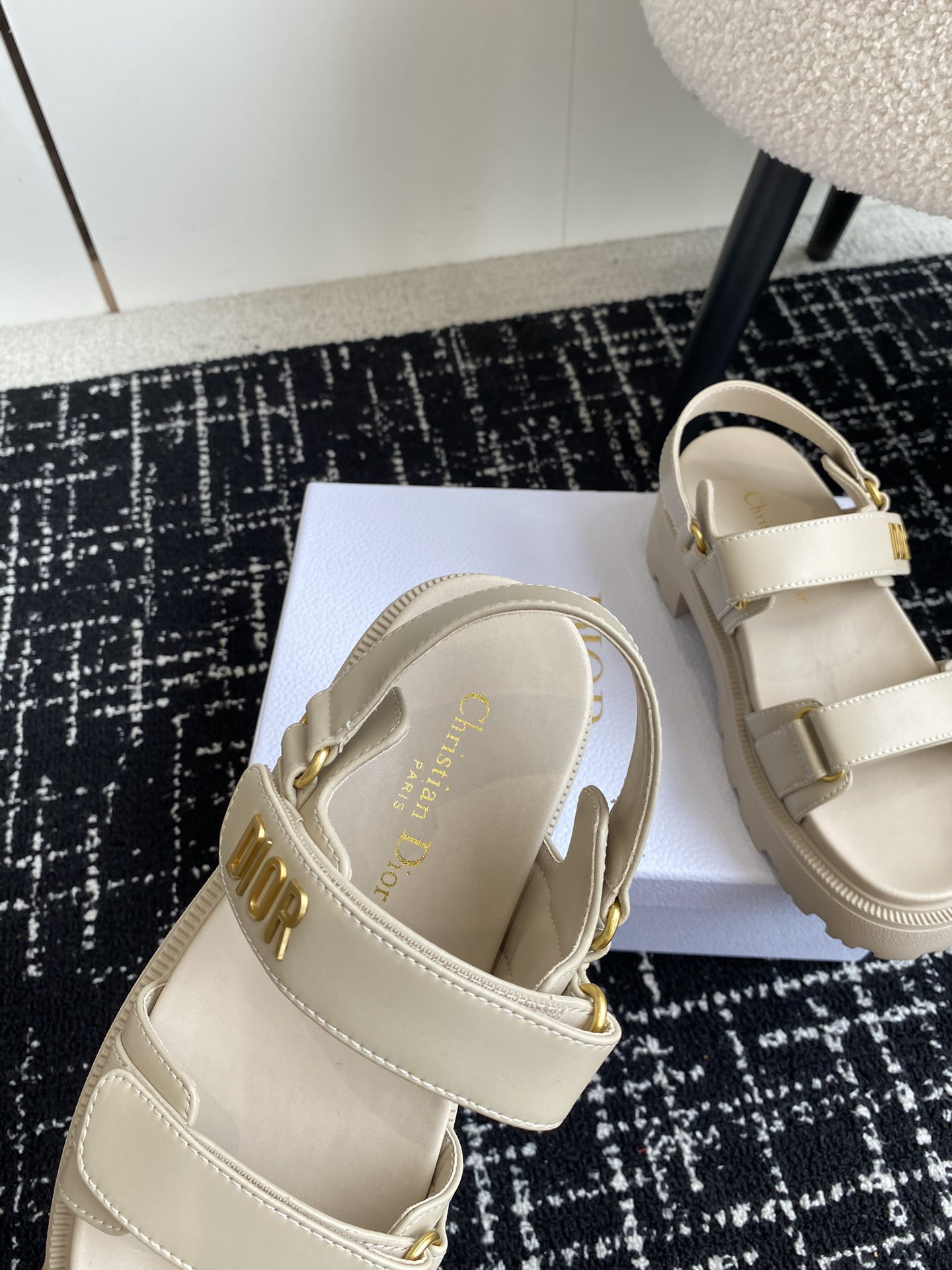 UA D10ract Platform Sandal