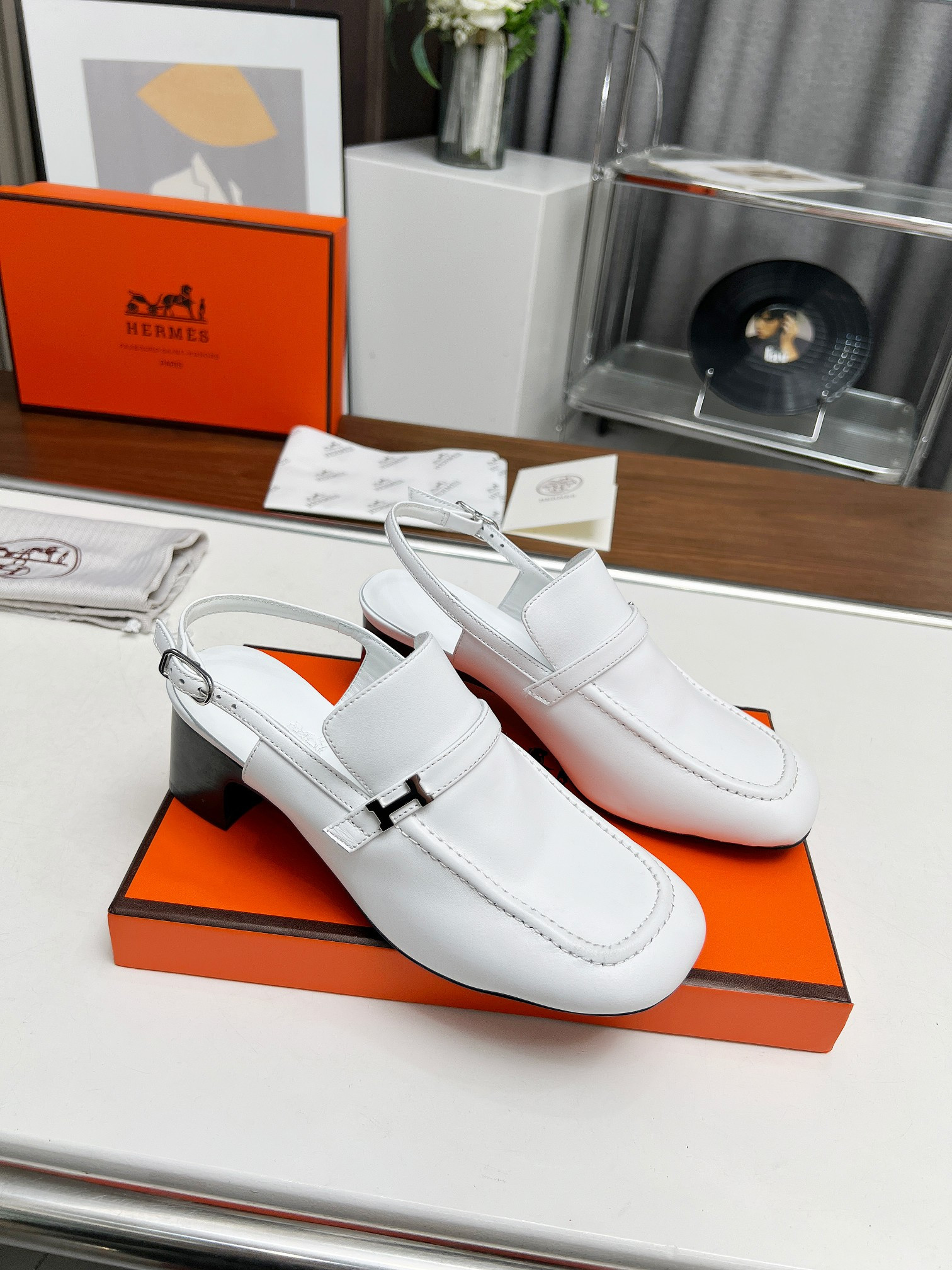 UA H**me5 Infinie 50 Pump