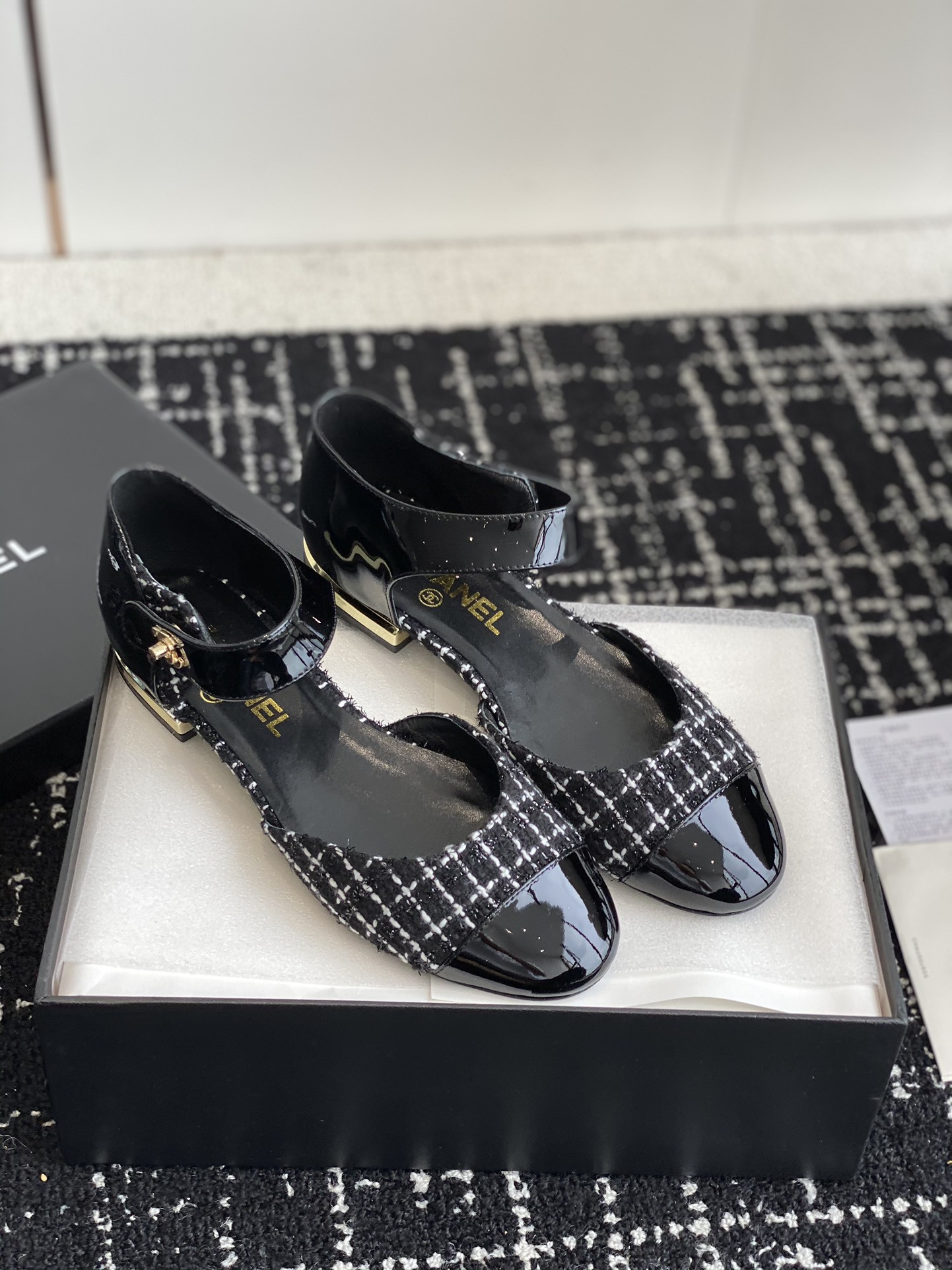 UA Ch**el MARY JANES