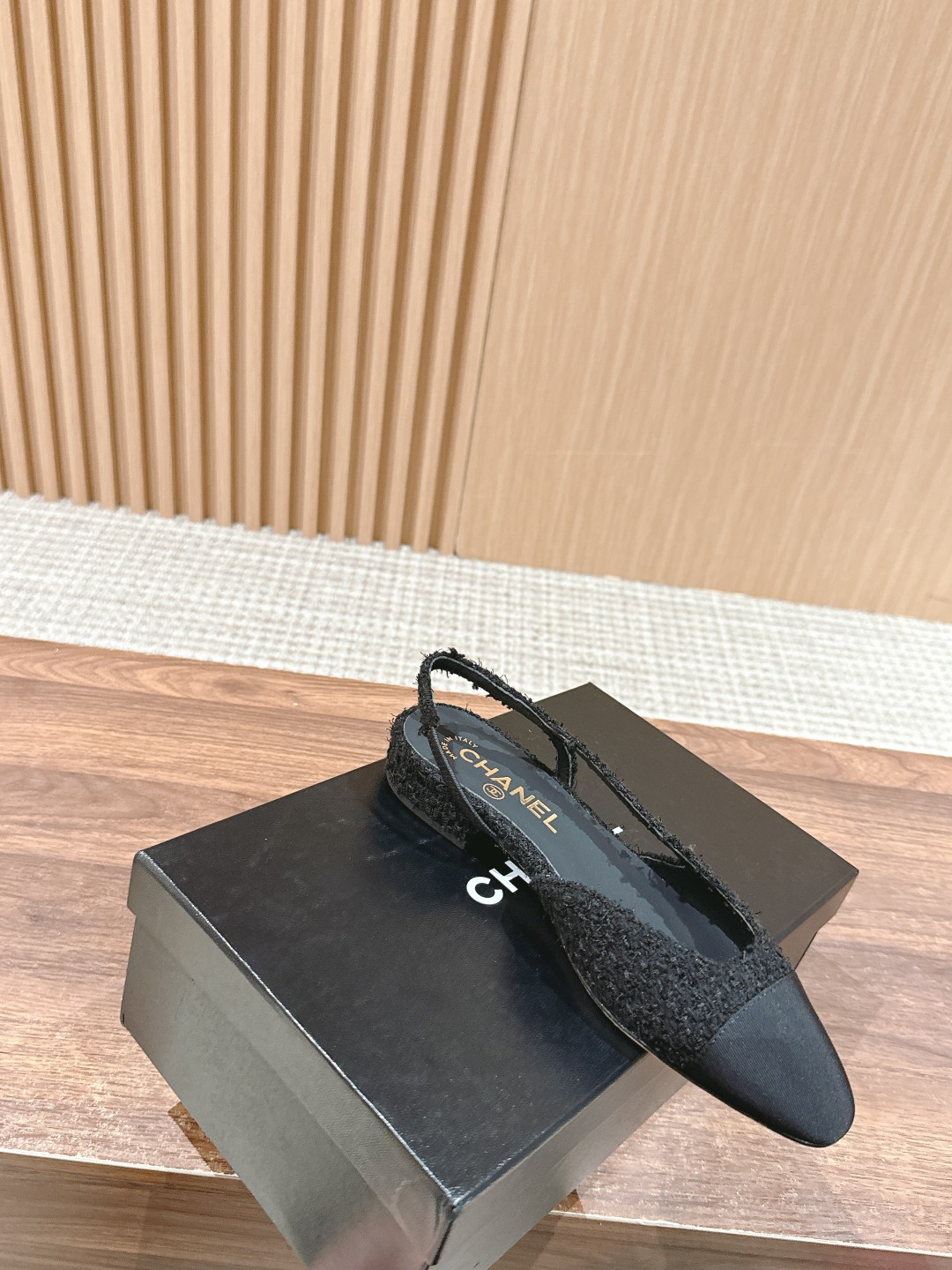 UA Ch**el SLINGBACKS FLAT