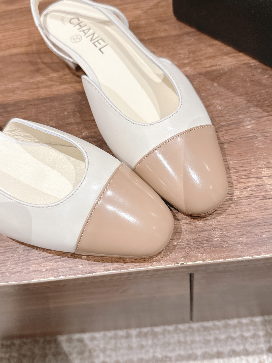 UA Ch**el SLINGBACKS FLAT