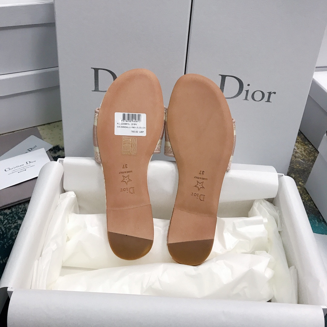 UA D10r Dway Slide