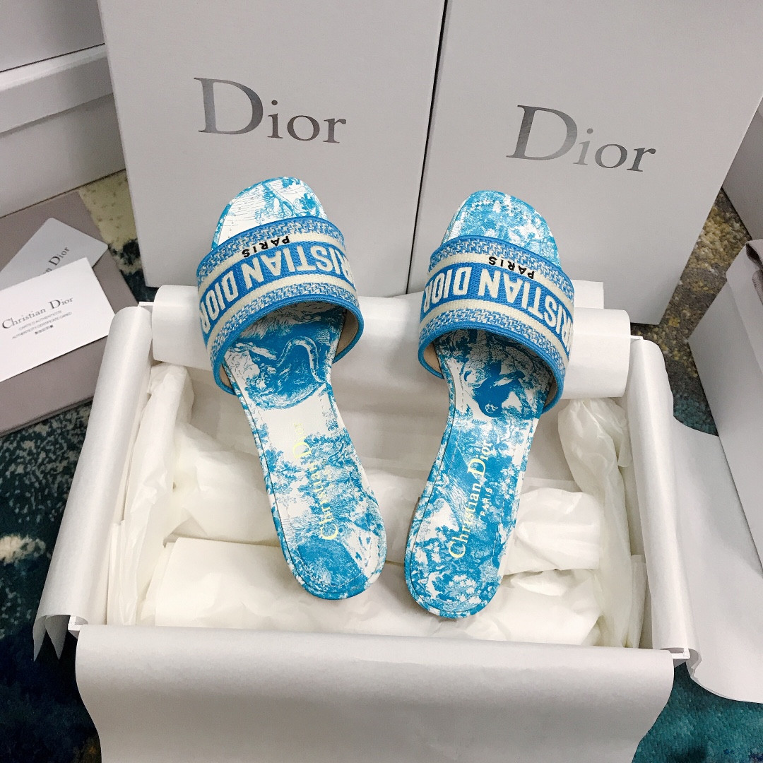 UA D10r Dway Heeled Slide