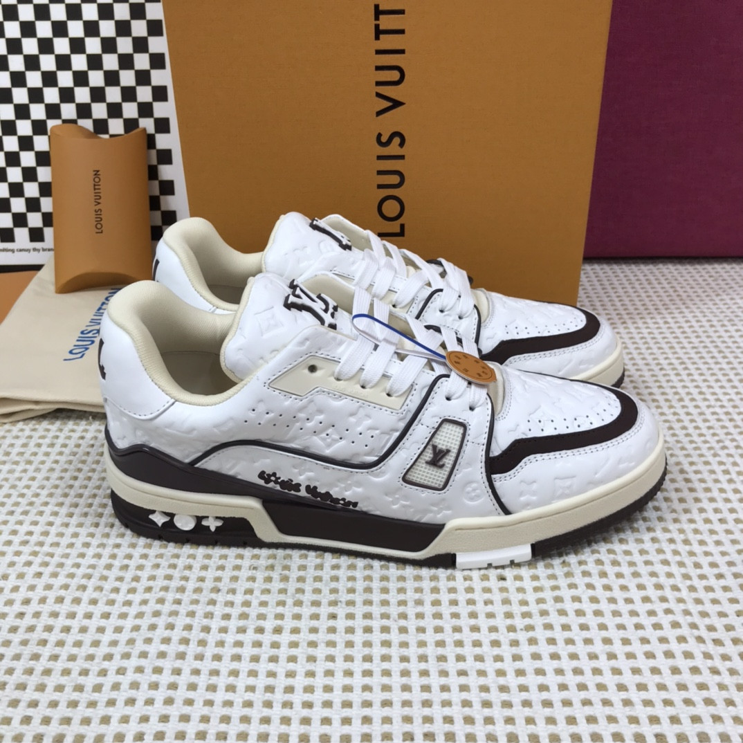 UA LV Trainer Sneaker
